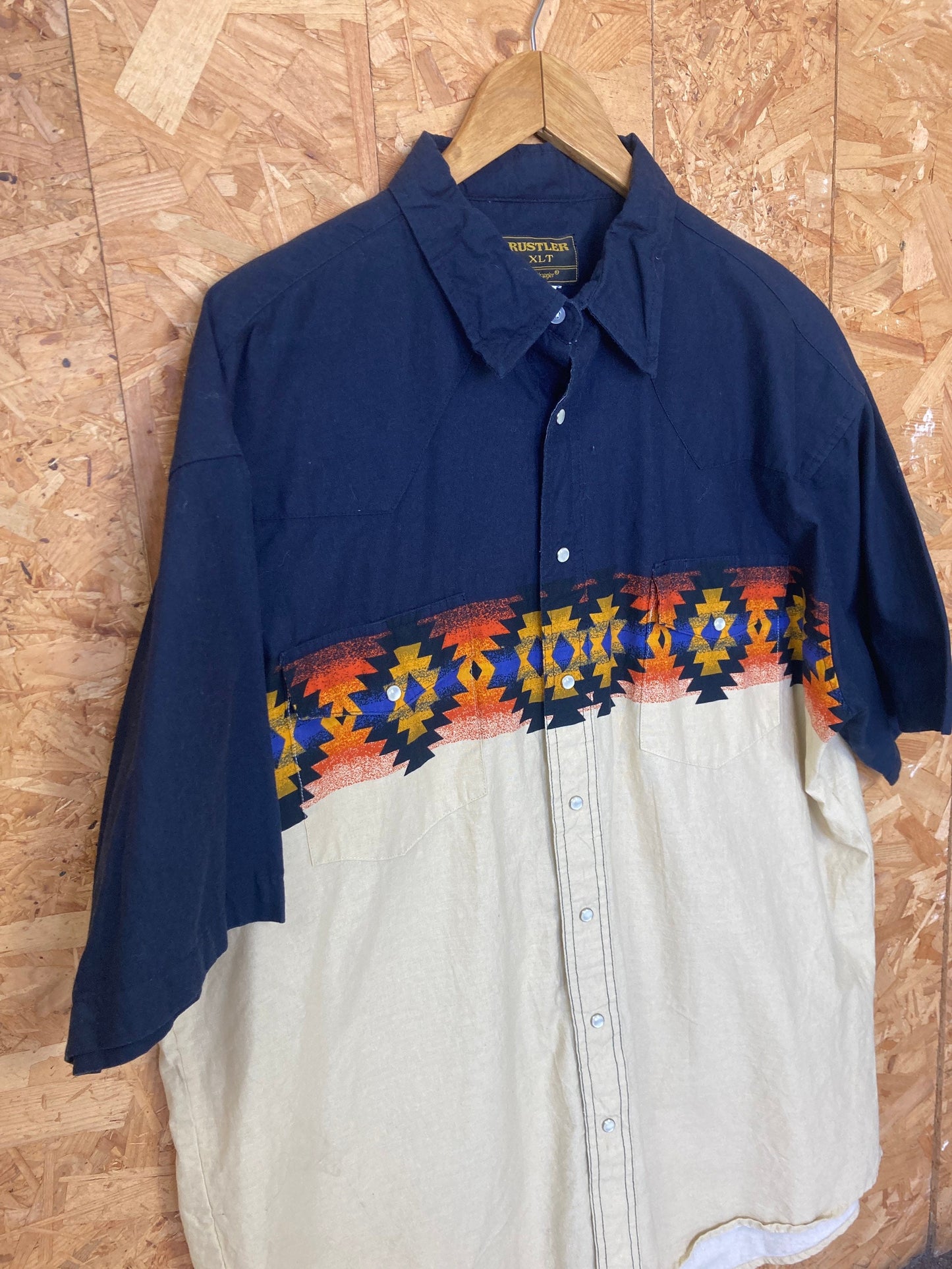 Vintage 00s Rustler by Wrangler Aztec Navajo diamond pattern navy blue beige orange short sleeve cotton shirt size XL