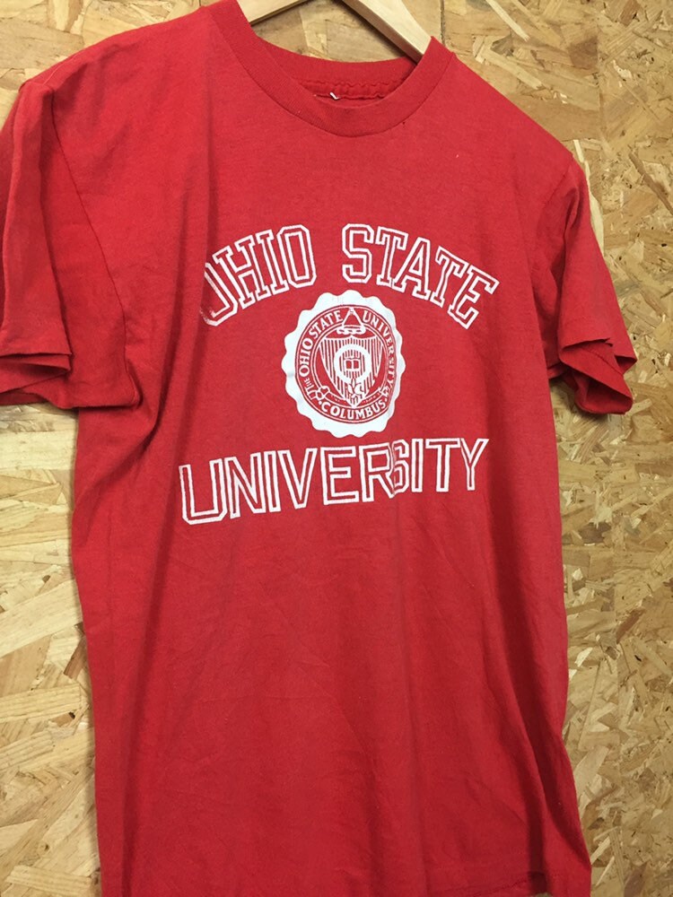 Vintage 90s Distressed Ohio State University USA red t-shirt size large