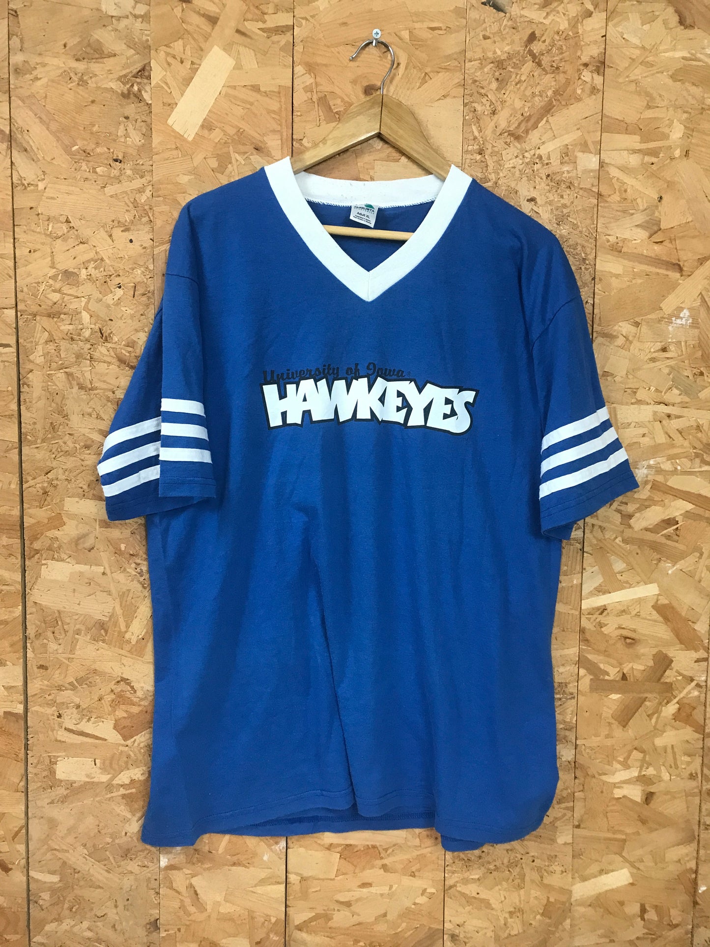 Vintage 90s Iowa Hawkeyes college varsity team football v-neck USA blue t-shirt size XL