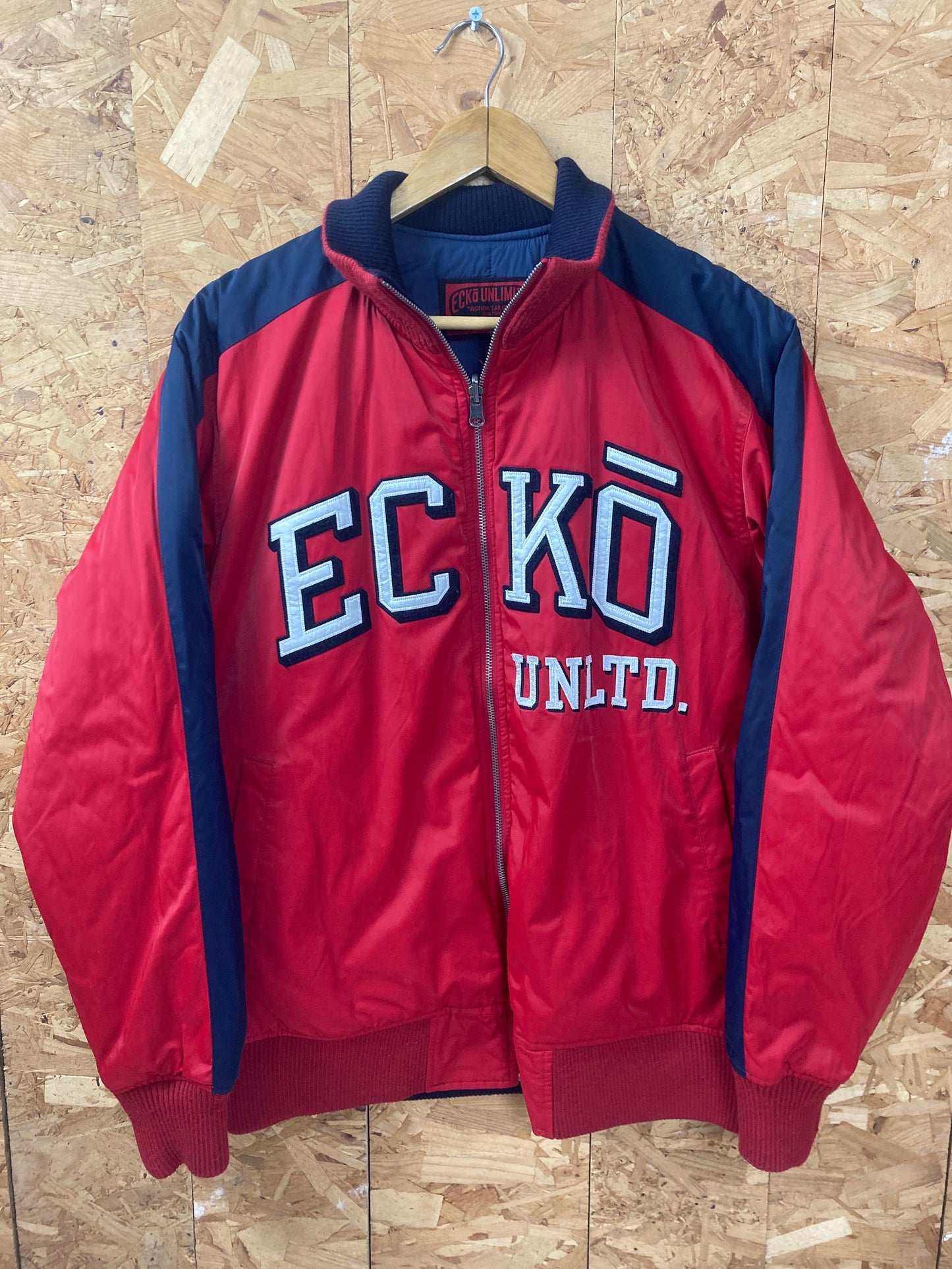 Vintage Ecko Unltd red black spell out heavy duty bomber style zip jacket size XL