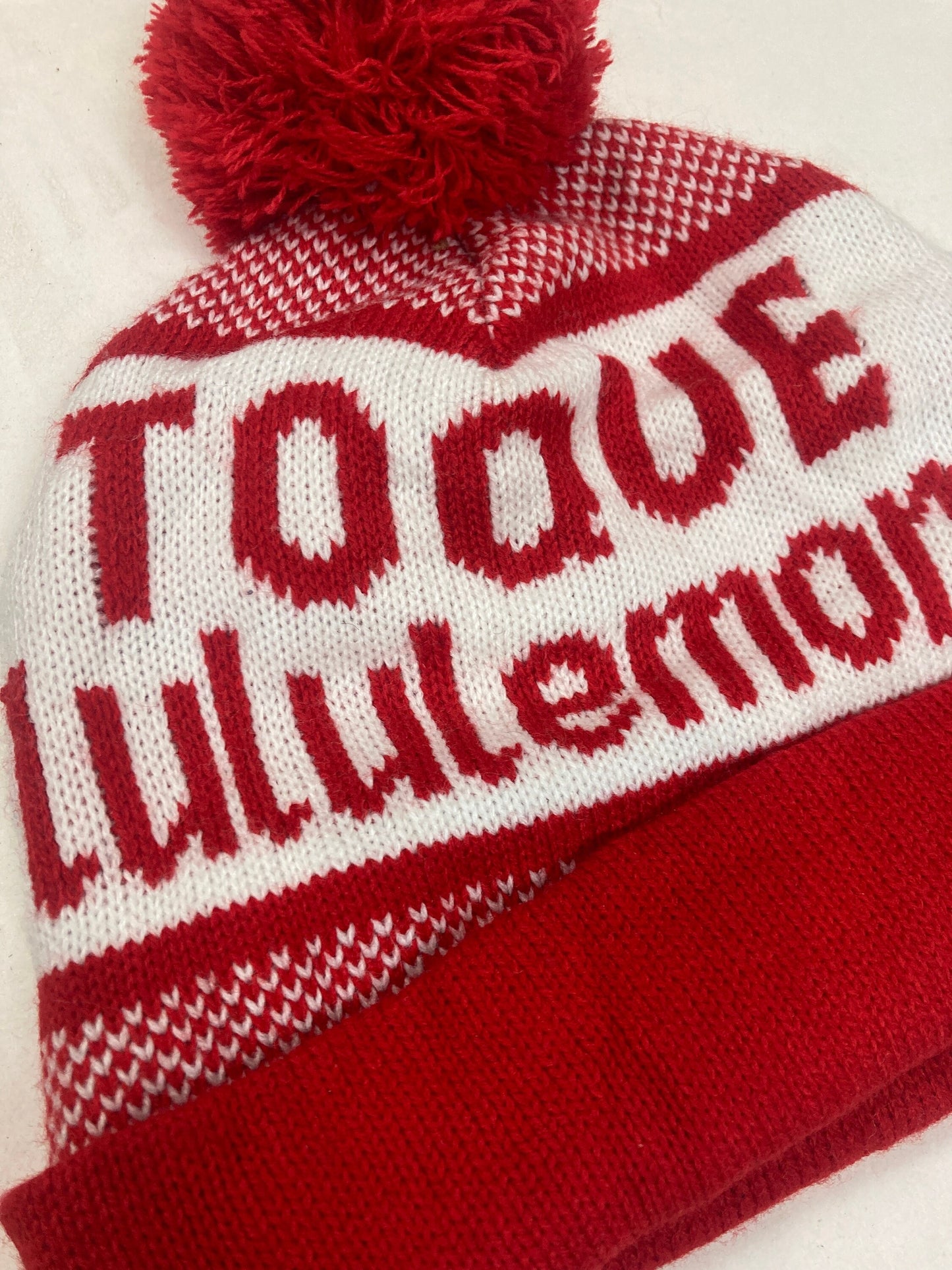 Vintage red white Toque Lululemon iconic winter ski beanie bobble hat