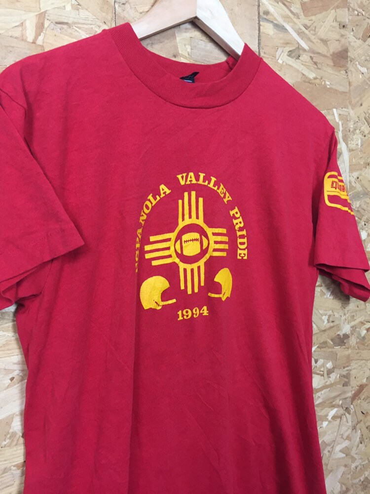 Vintage 90s Espanola Valley Pride 1994 USA high school red t-shirt size medium