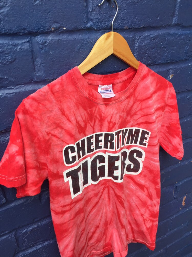 Vintage 90s tie dye red pink Cheertyme Tigers USA college psychedelic rave t-shirt size small