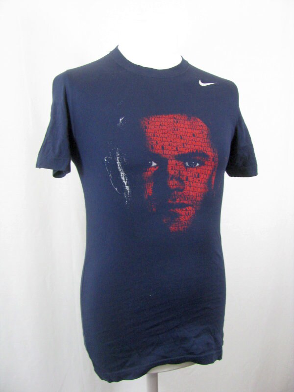 Nike Y2K Vintage navy blue T-Shirt With Rooney Face Print size small slim fit