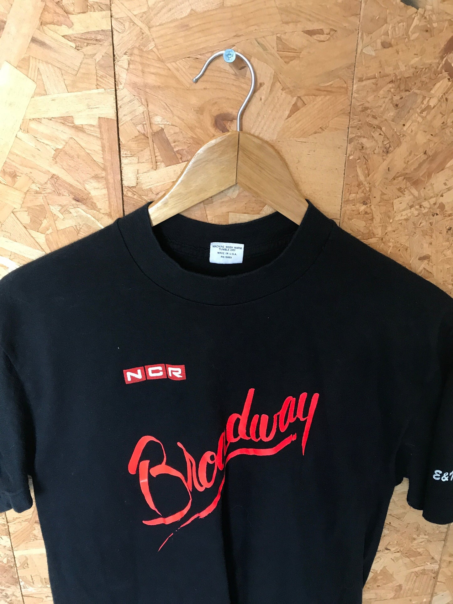 Vintage 90s NCR Broadway logo USA black souvenir theatre production NYC t-shirt size large