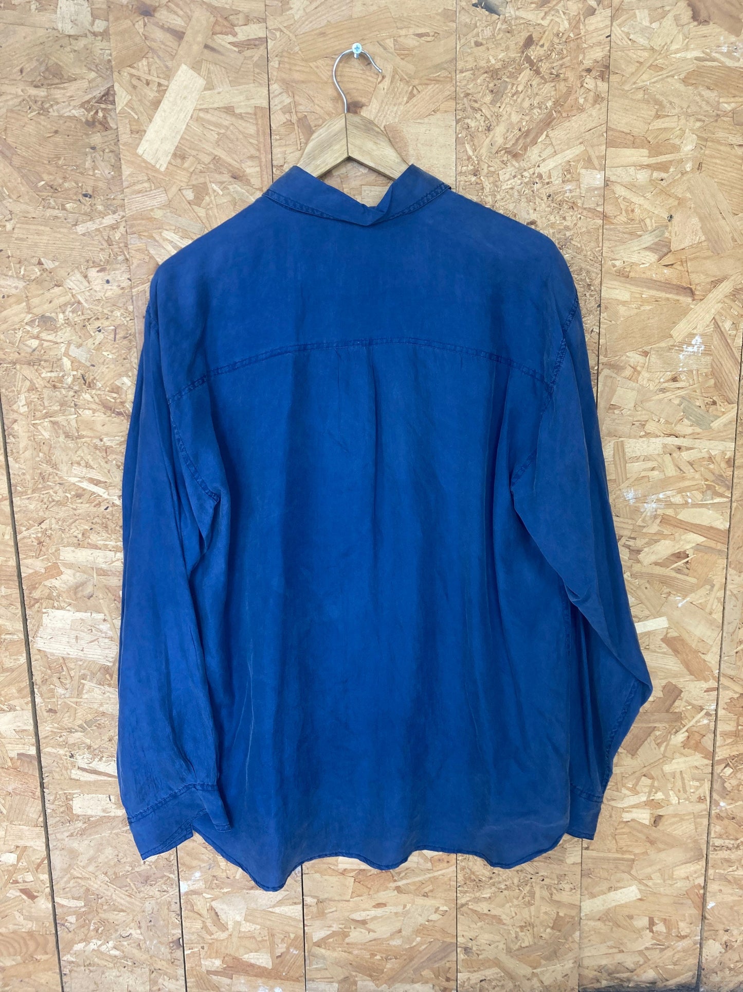 Vintage 90s satin navy blue 100% pure silk oversized long sleeve twin pocket shirt size small