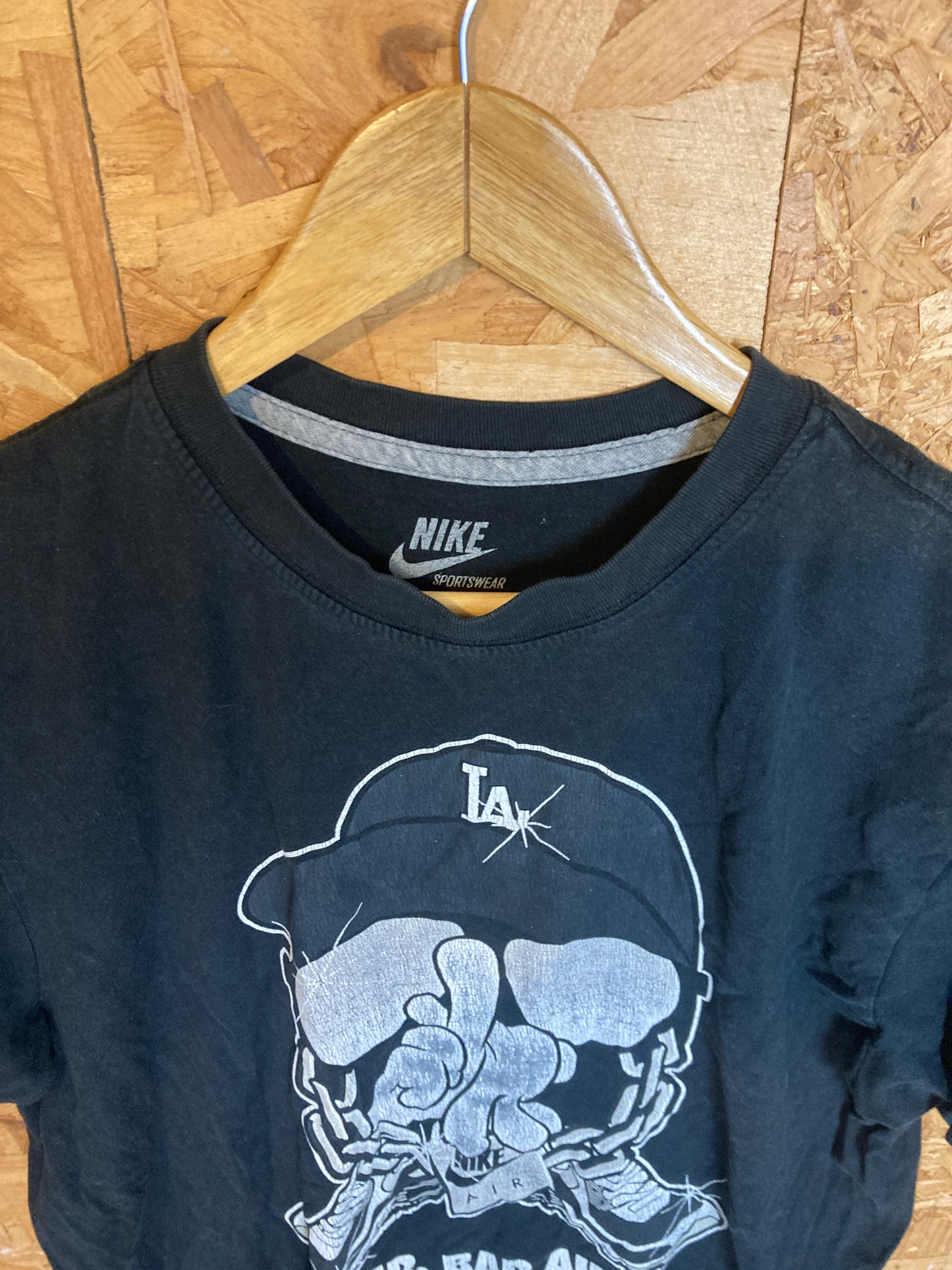 Vintage Y2K Nike Mr Bad Airs does LA faded & black t-shirt size medium