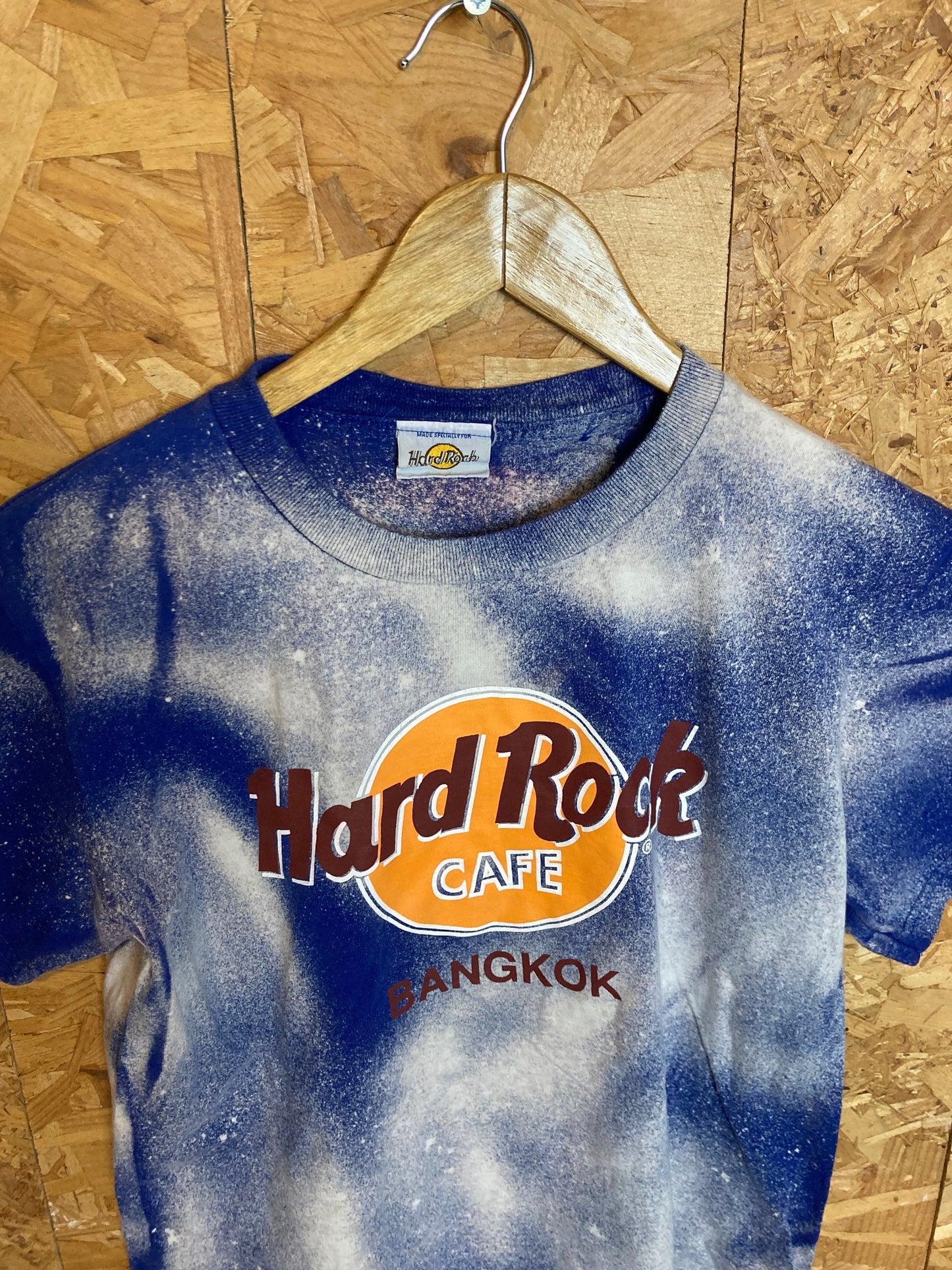 Vintage 90s Hard Rock Cafe Bangkok blue acid wash tie-dye t-shirt size small