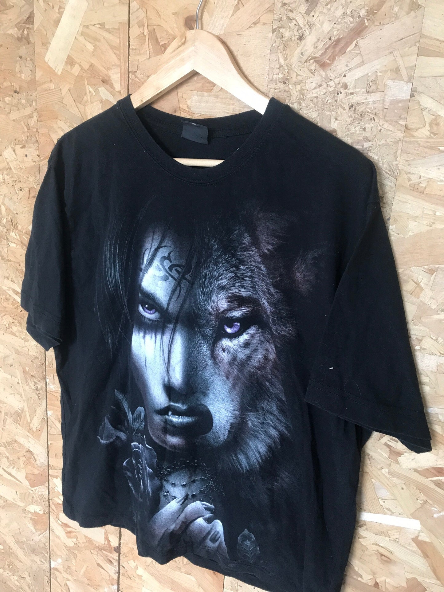 Vintage 00s emo style half wolf half woman black t-shirt size XL