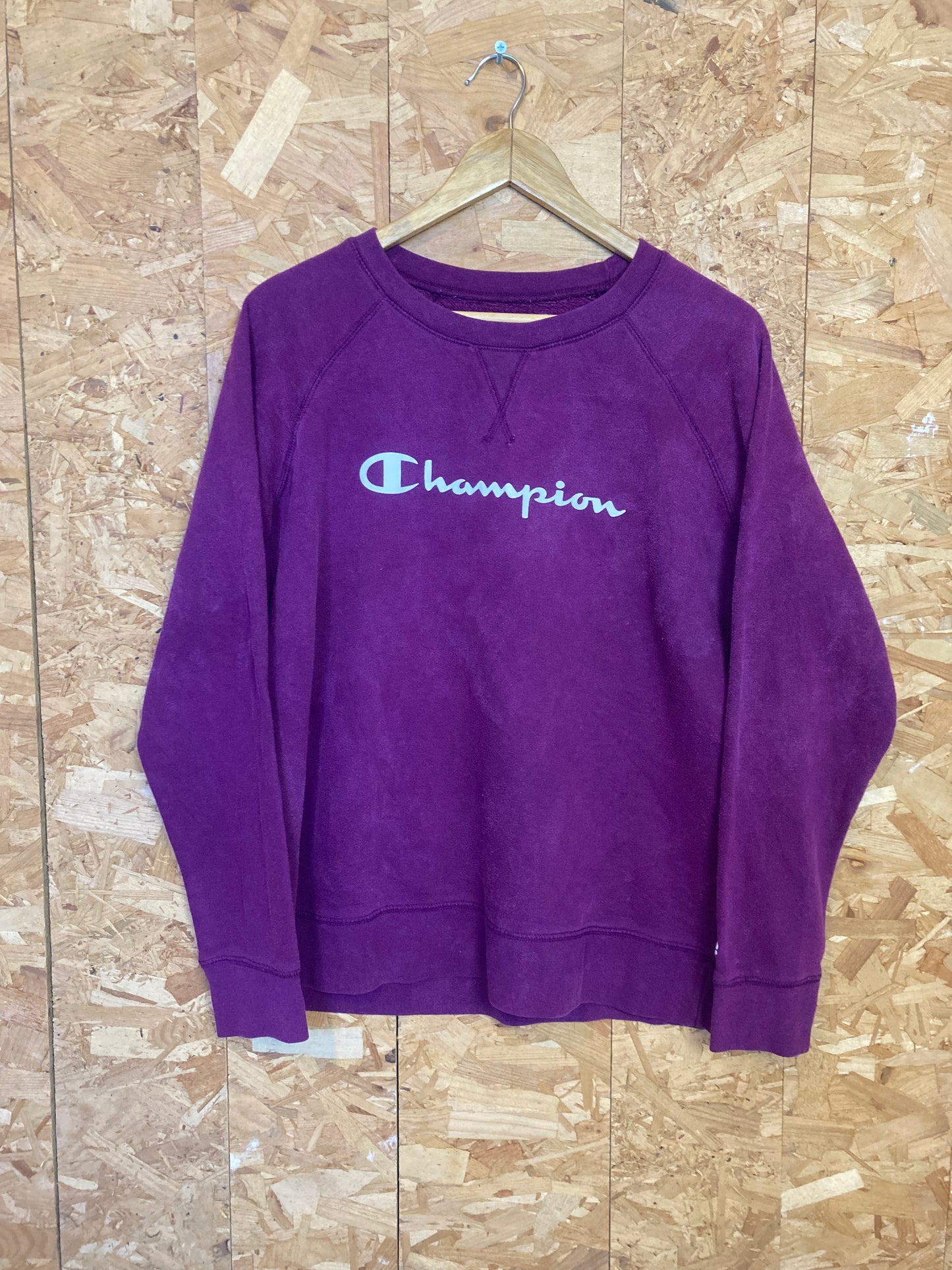 Vintage Y2K purple Champion spell out crew neck sweater size large