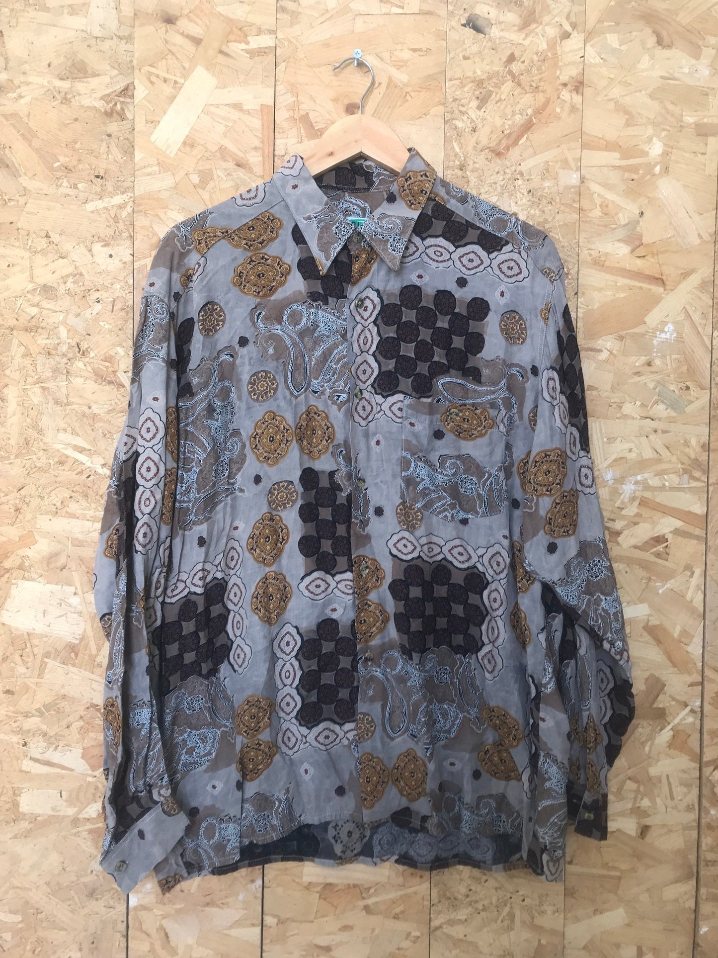 Vintage 90s brown beige grungy abstract Paisley long sleeve ugly cocktail shirt size large