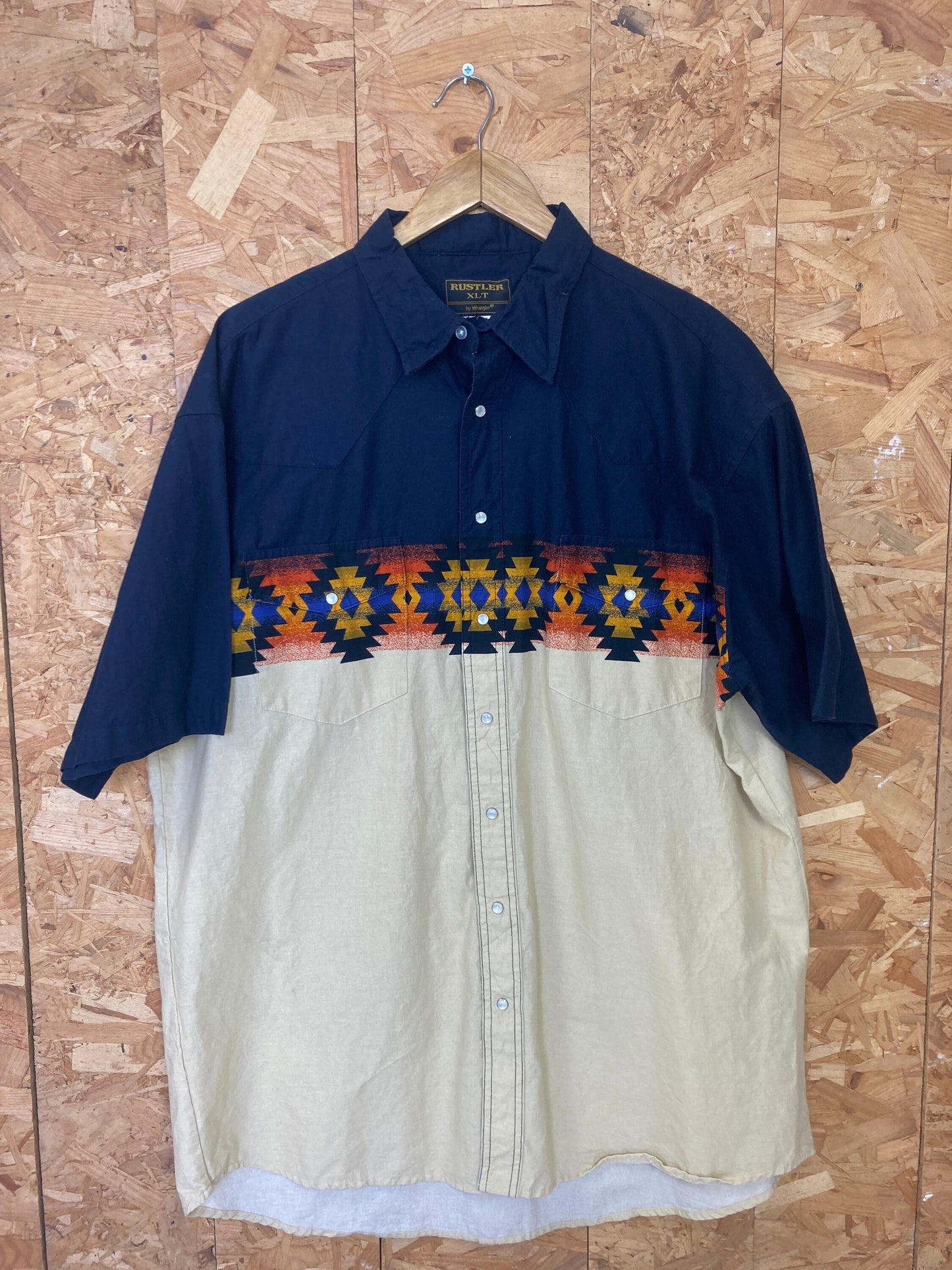 Vintage 00s Rustler by Wrangler Aztec Navajo diamond pattern navy blue beige orange short sleeve cotton shirt size XL