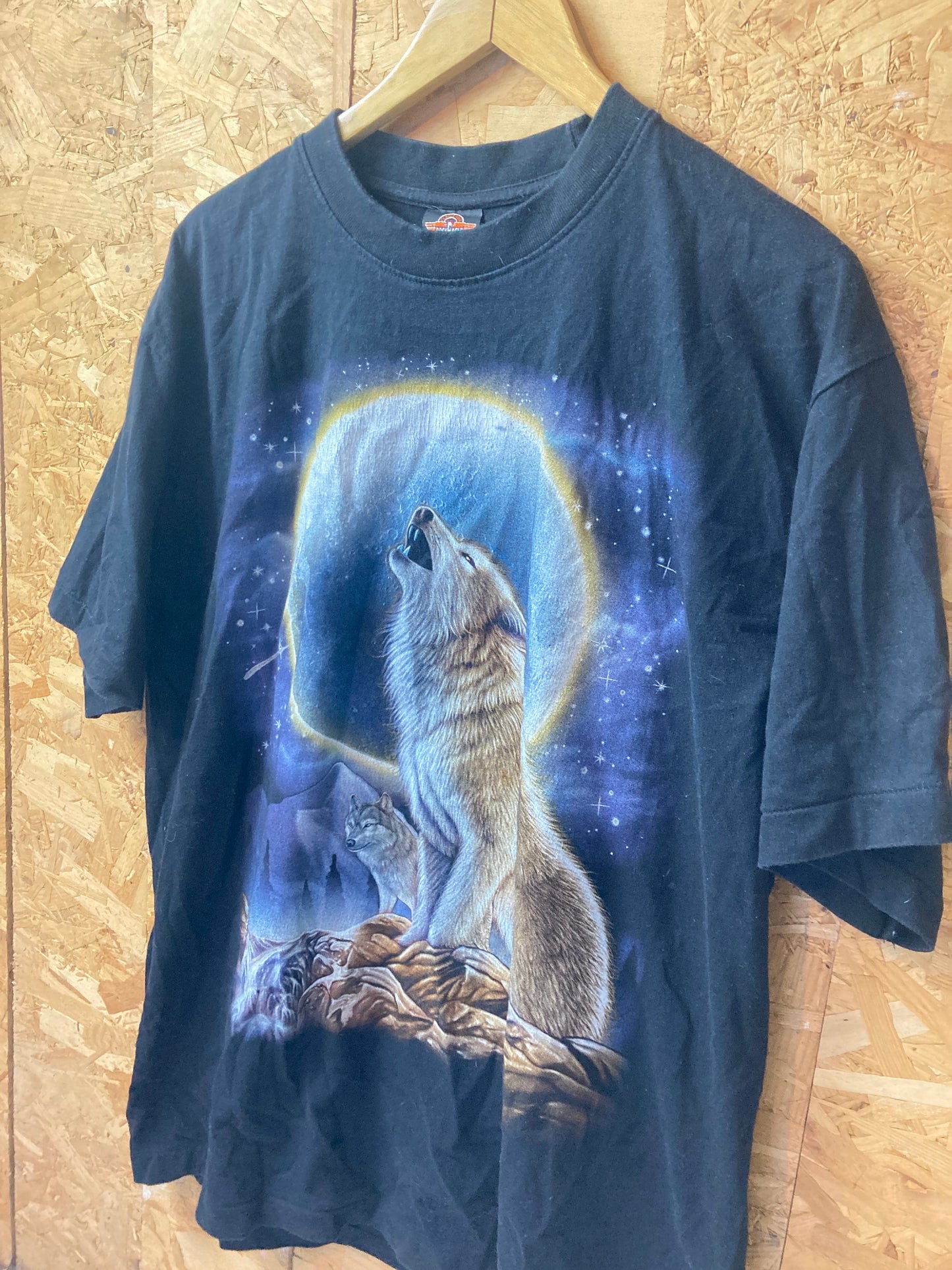 Vintage 00s mystical Native American wolf moonlight double side print t shirt size XL black