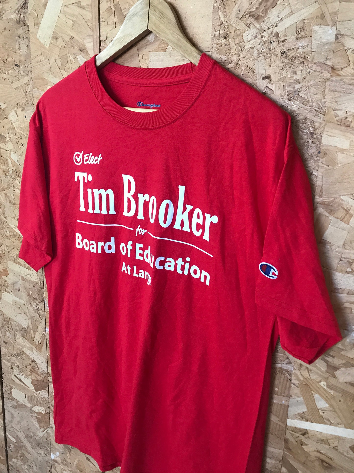 Vintage Y2K Elect Tim Brooker board of education funny souvenir quirky red USA t-shirt size large by Champion