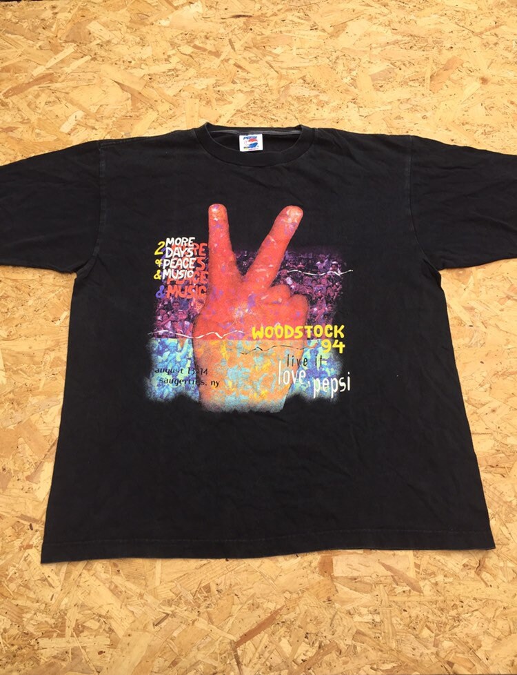 Vintage 1994 Woodstock authentic Pepsi festival souvenir t-shirt size extra large