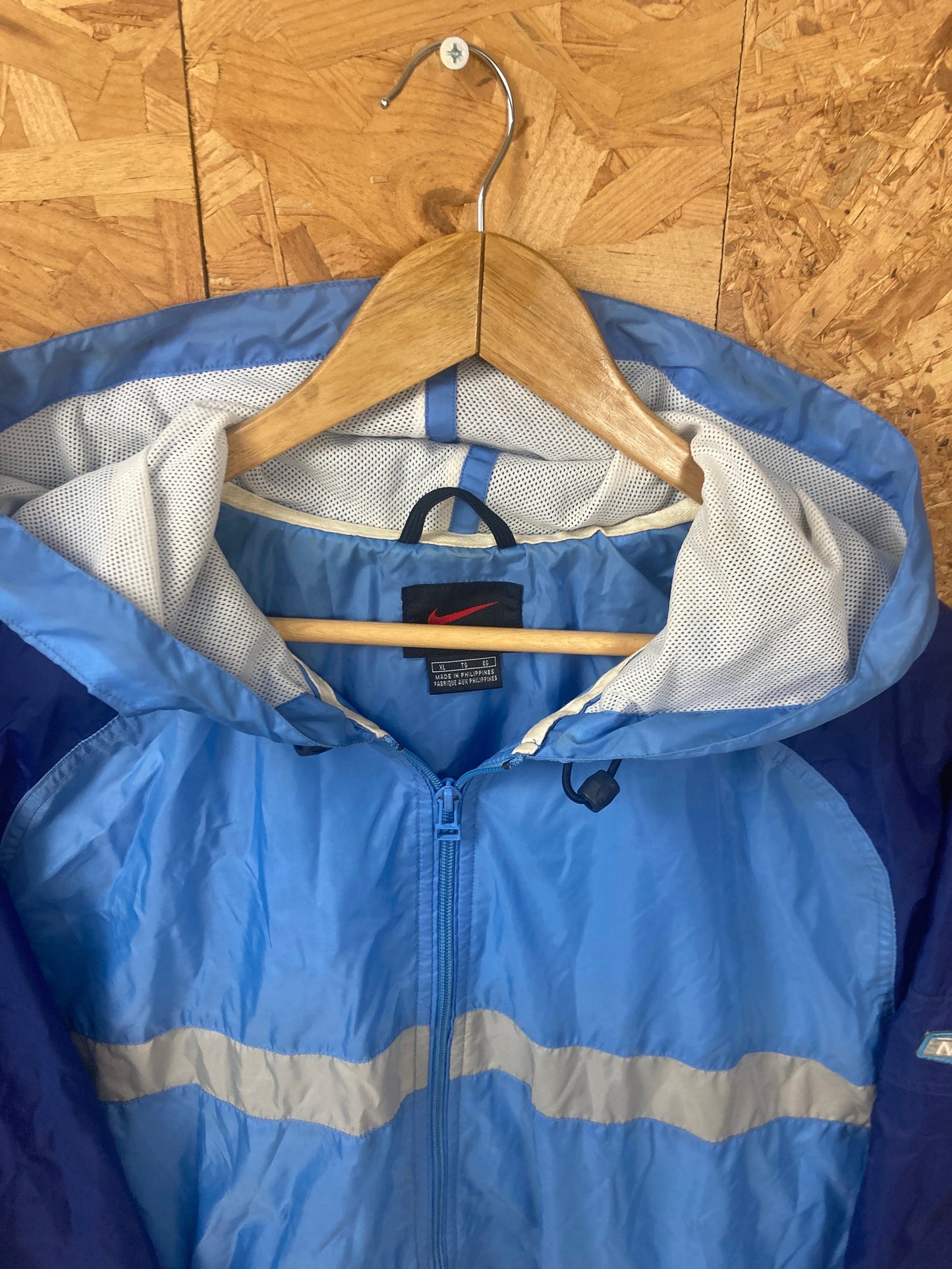 Vintage Y2K Nike light blue windbreaker shell track top jacket size XL