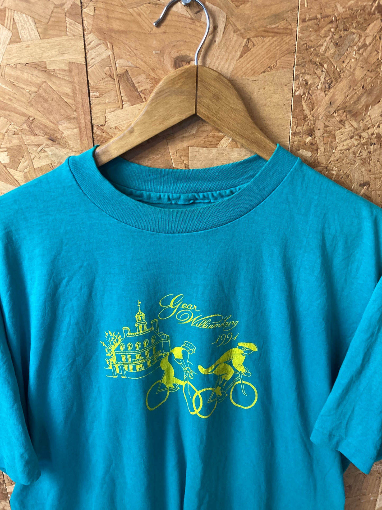 Vintage 90s turquoise Gear Williamsburg cycle festival souvenir t-shirt size XL