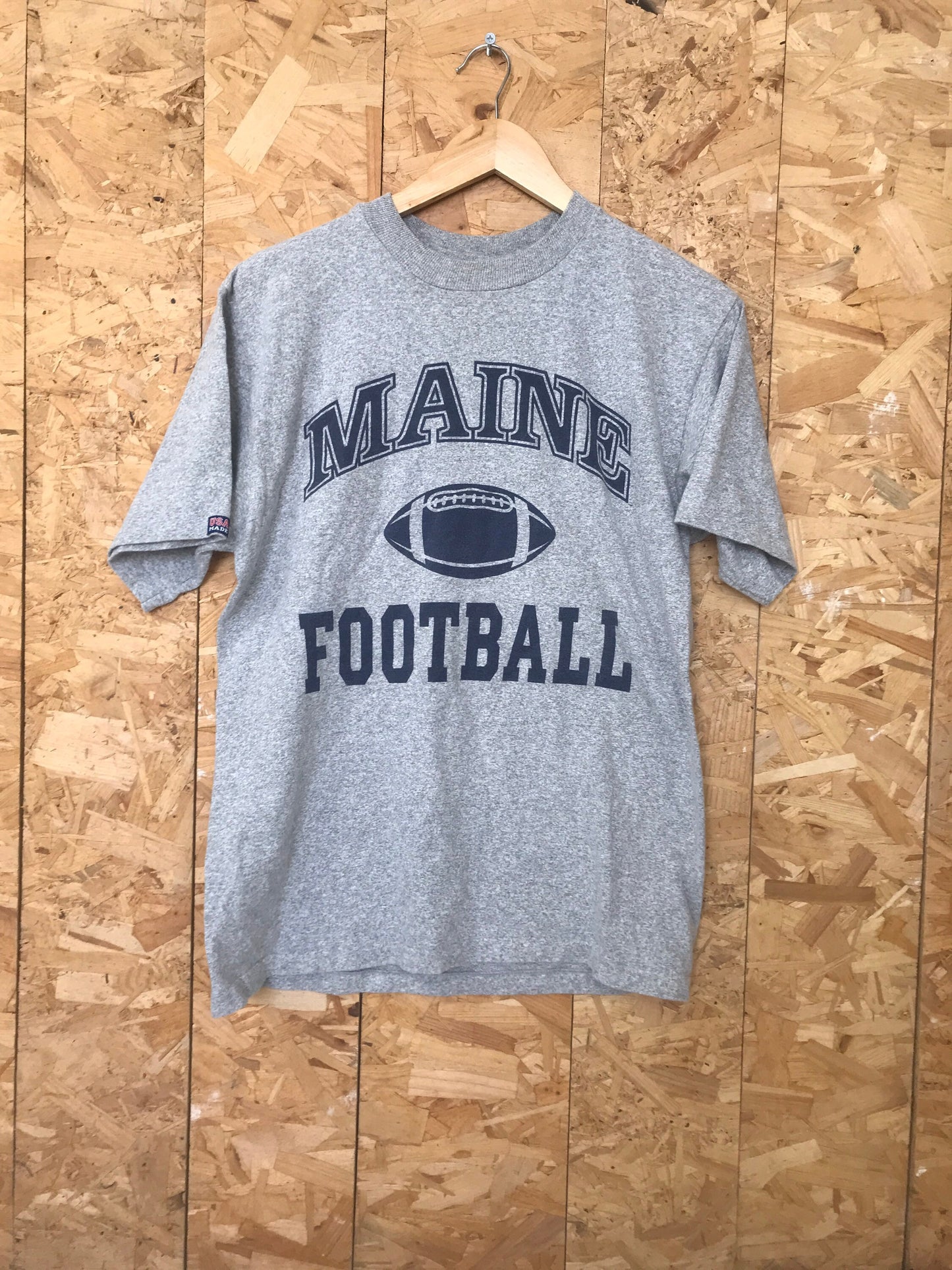 Vintage 90s USA college Maine Football souvenir grey t-shirt by the cotton exchange size medium