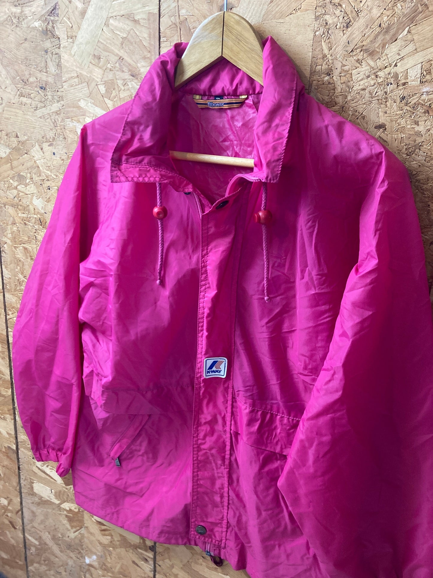 Vintage 90s K-Way cerise bright pink lightweight windbreaker waterproof rain jacket size small