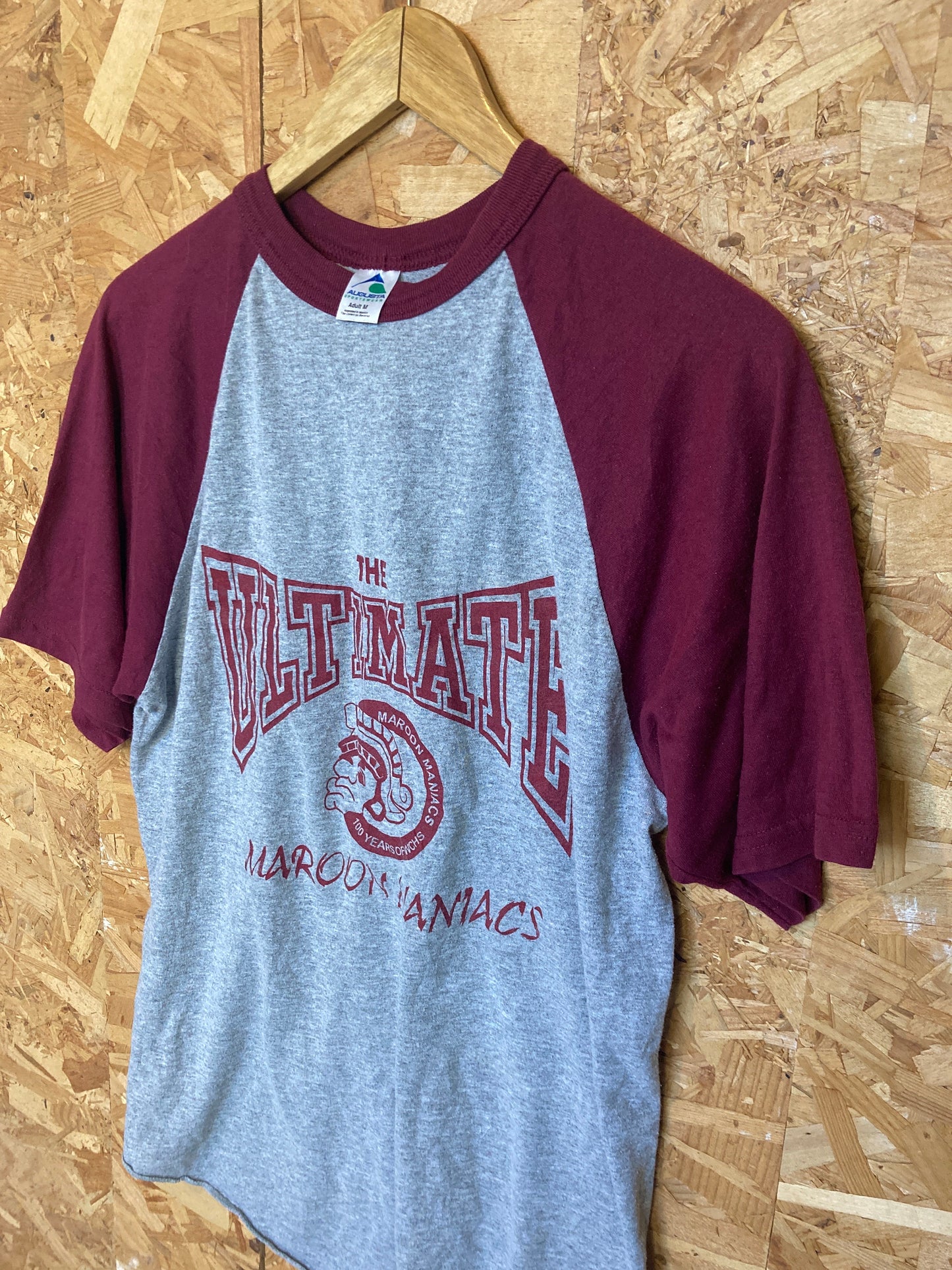 Vintage 90s Snazzy Jazzy ‘14 maroon maniacs USA souvenir college grey burgundy baseball t shirt size medium