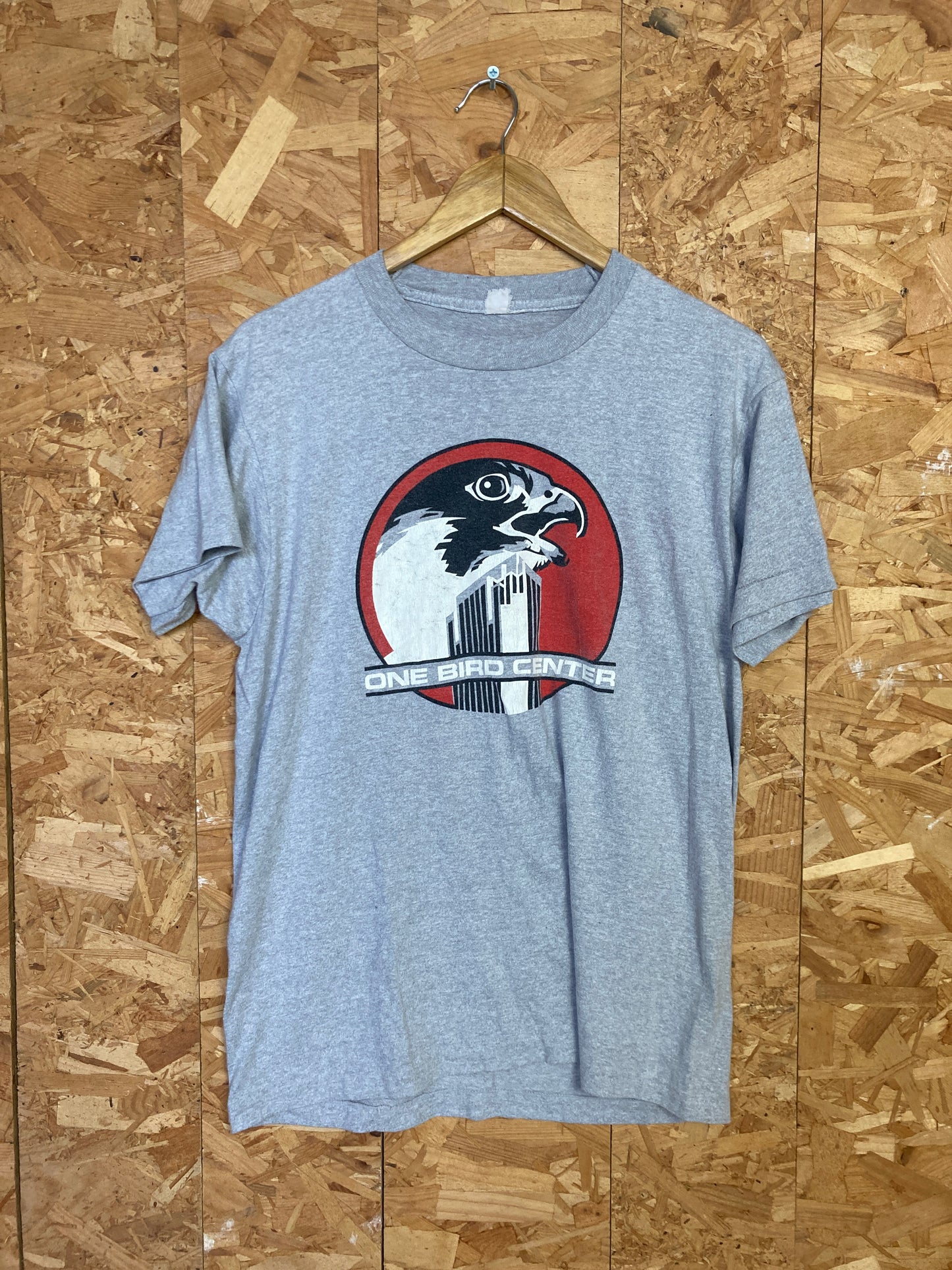 Vintage 90s grey One Bird Center USA Souvenir quirky funny T-shirt size large