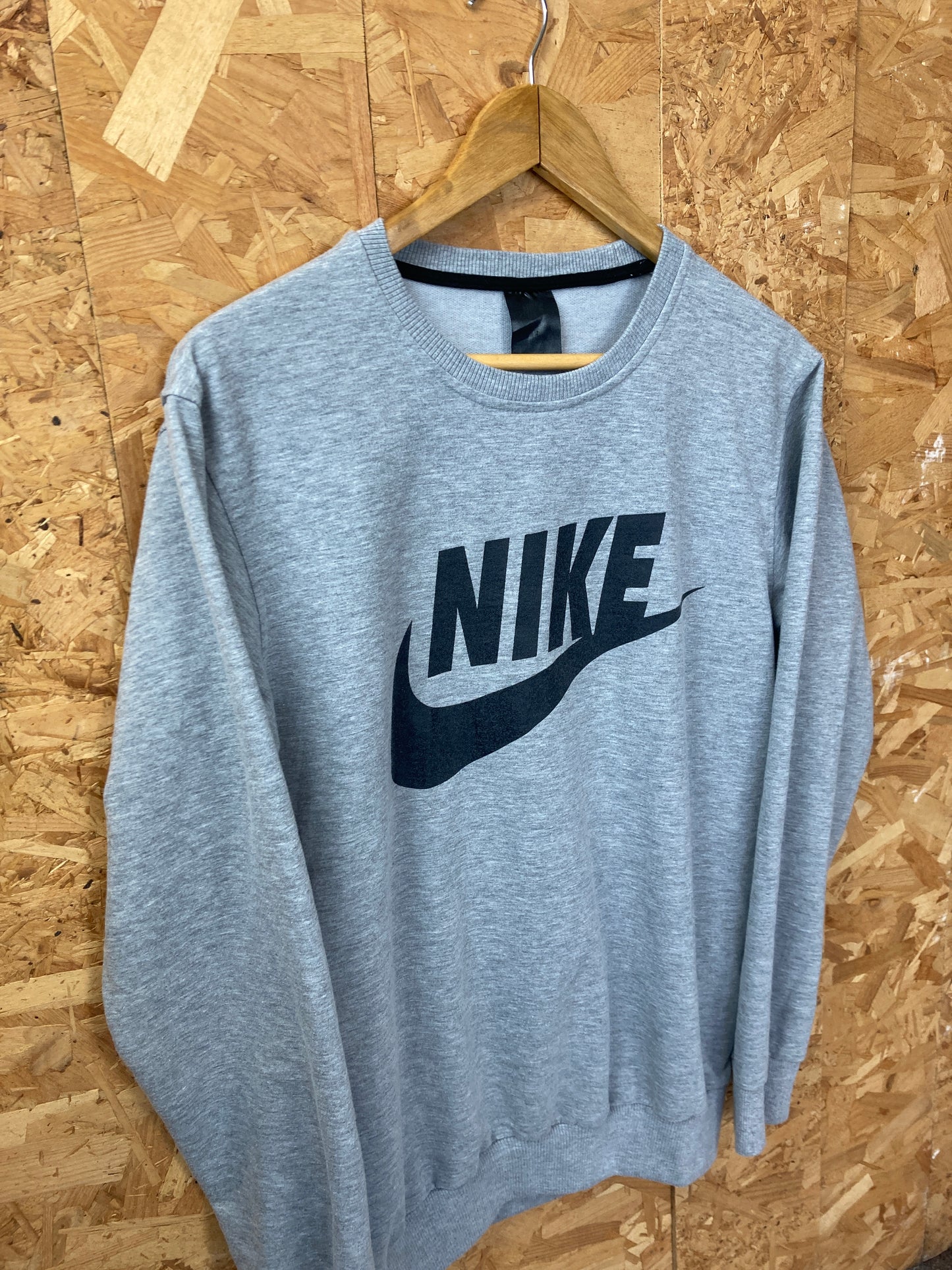 Vintage 90s Nike swoosh logo grey black crew neck sweater size medium