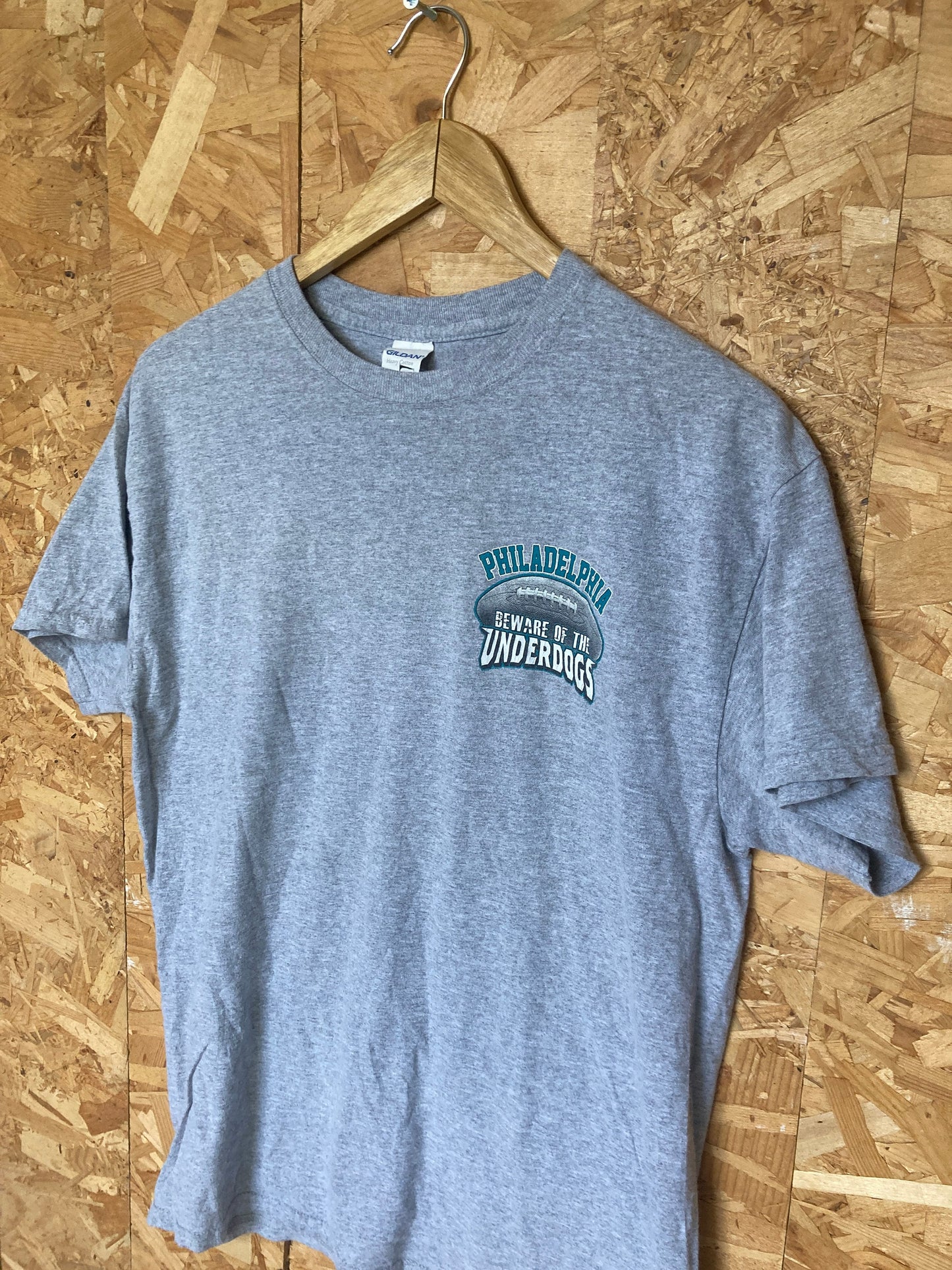 Vintage Y2K Philadelphia Underdogs USA football team souvenir grey marl t-shirt size medium