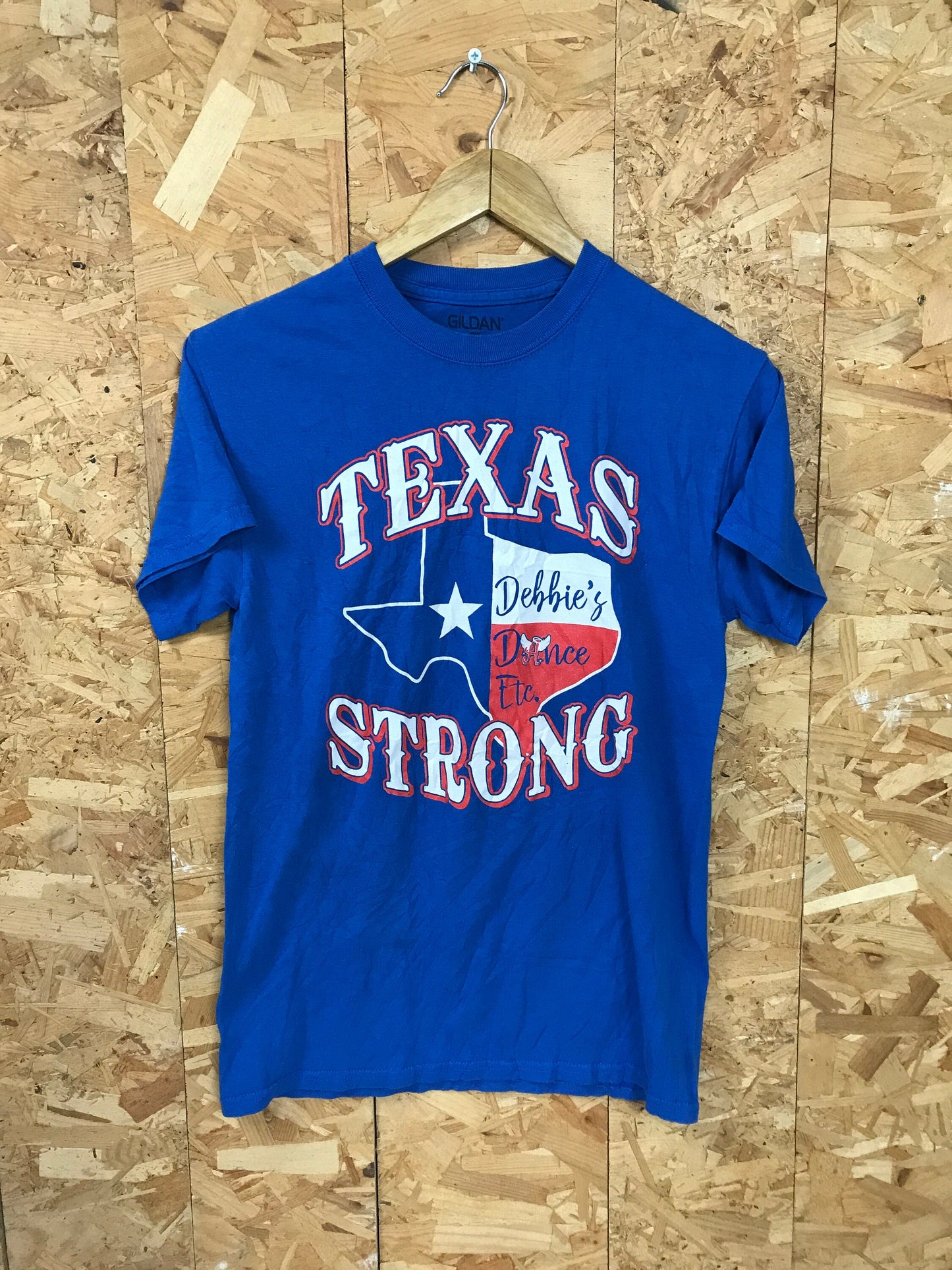 Vintage 90s Quirky Debbies Dance Ect - Texas Strong souvenir USA blue t-shirt size small