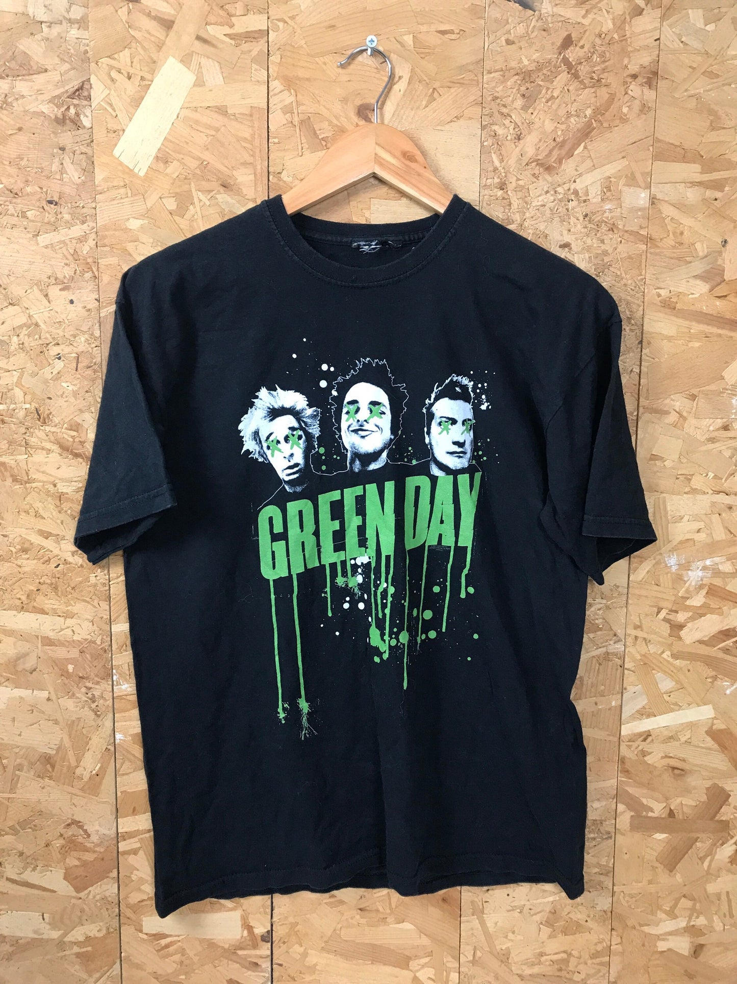 Vintage 00s black green band t-shirt Green Day size medium