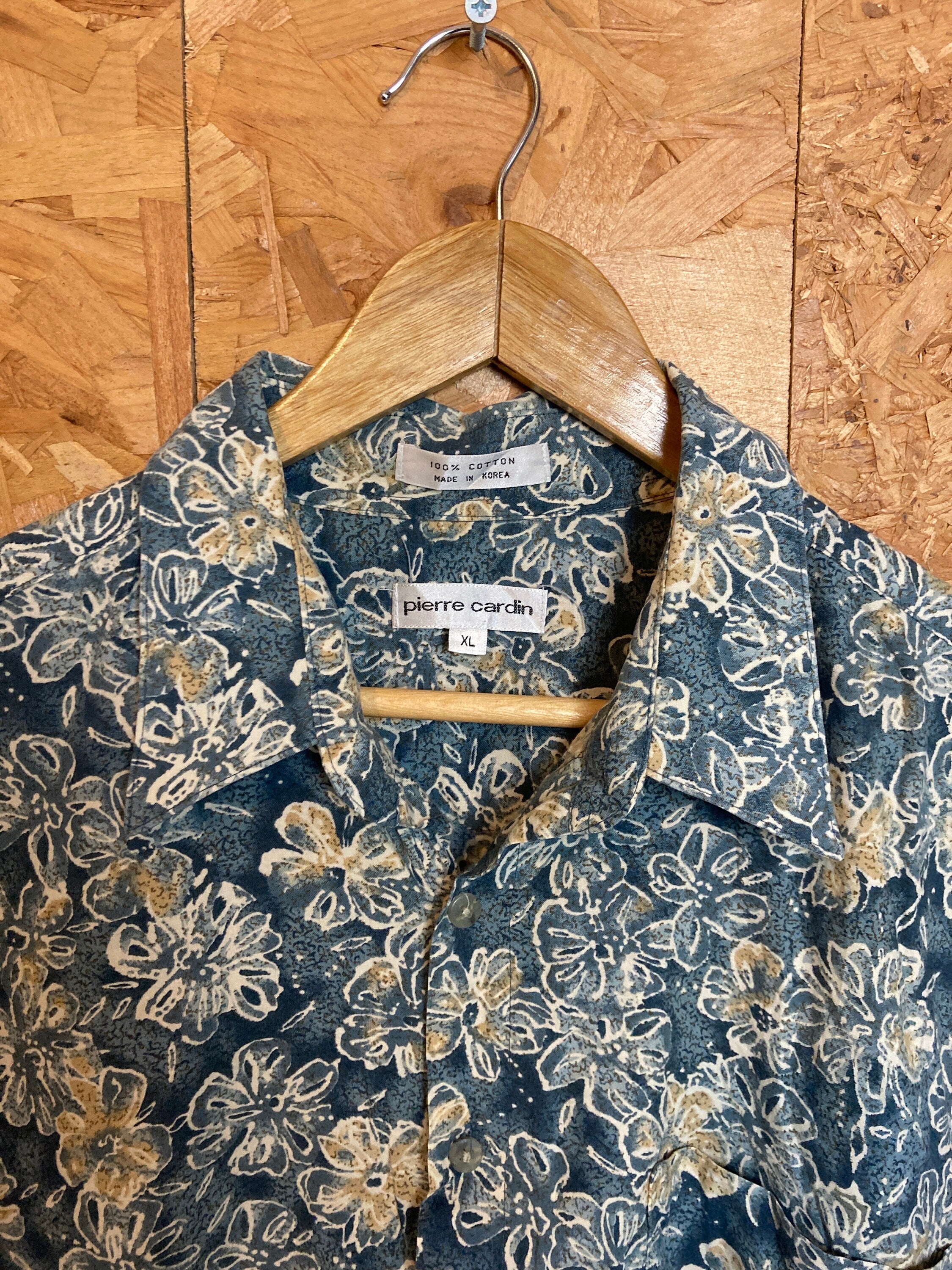 Vintage Y2K Pierre Cardin blue beige floral print hawaiian shirt sleeve shirt size XL