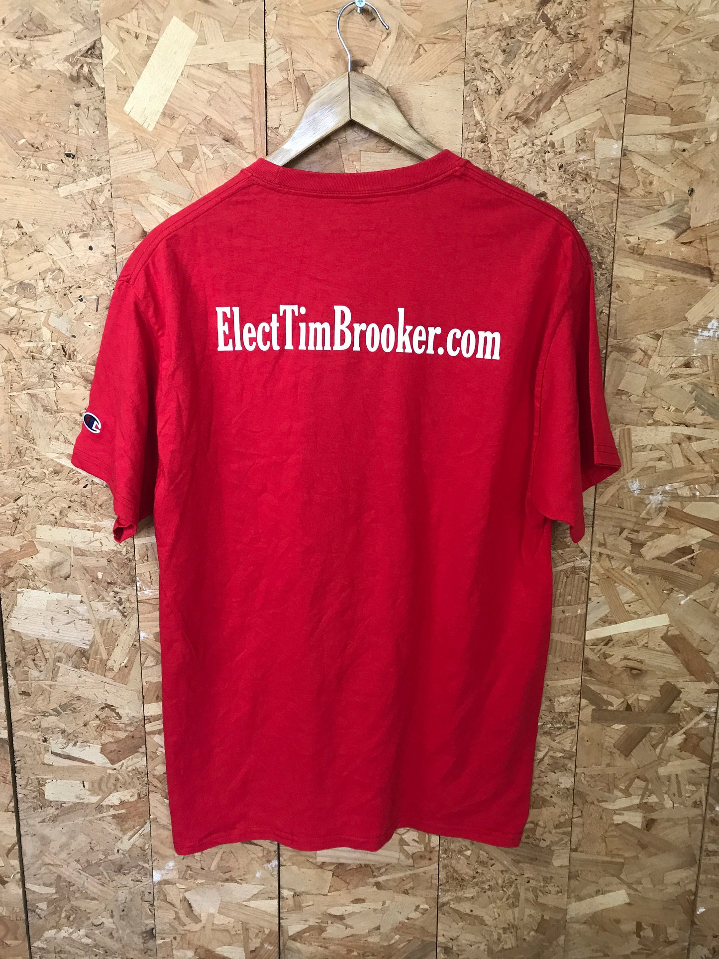 Vintage Y2K Elect Tim Brooker board of education funny souvenir quirky red USA t-shirt size large by Champion