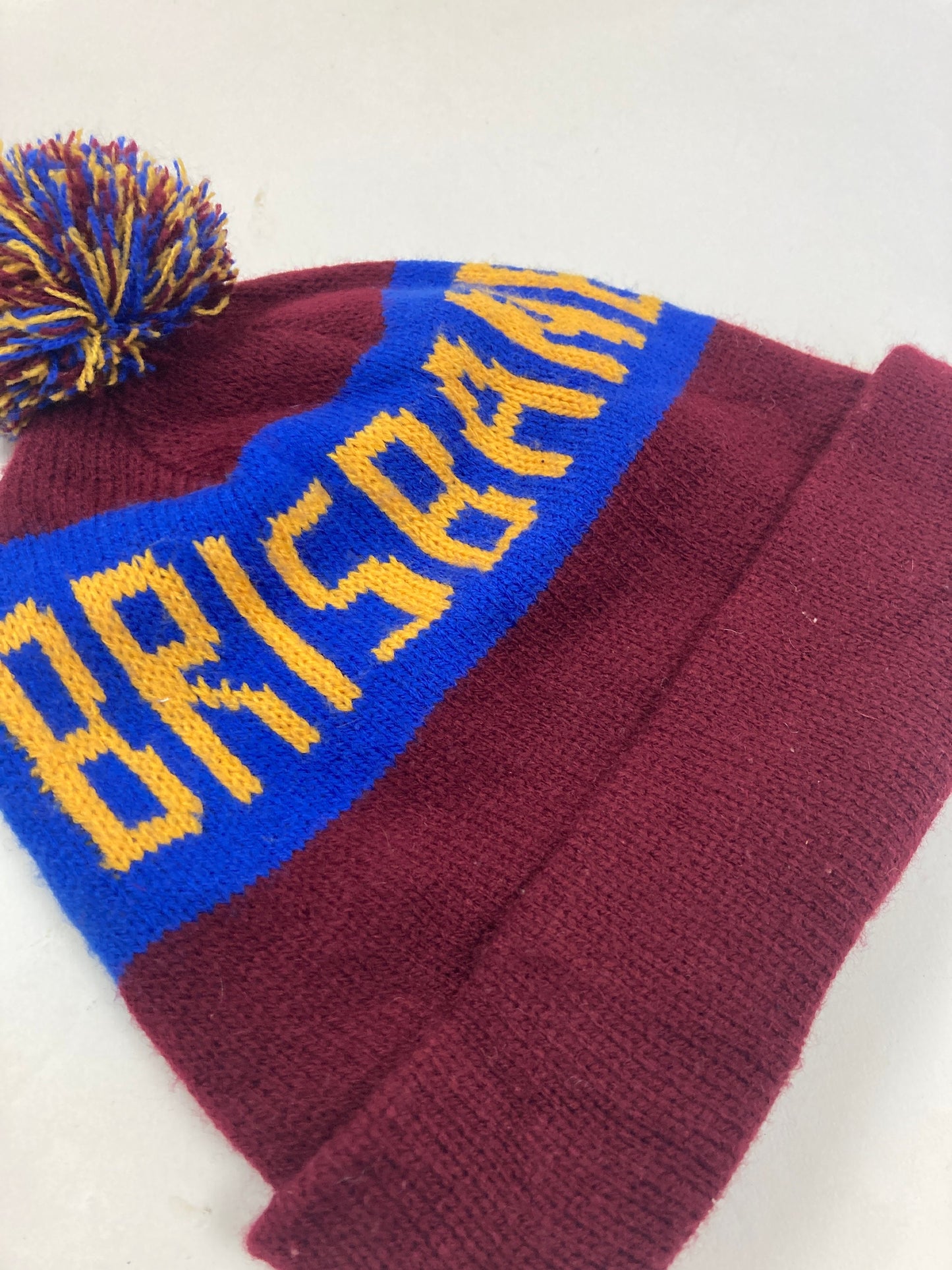 Vintage Brisbane Australia spell out blue yellow burgundy red winter beanie bobble hat