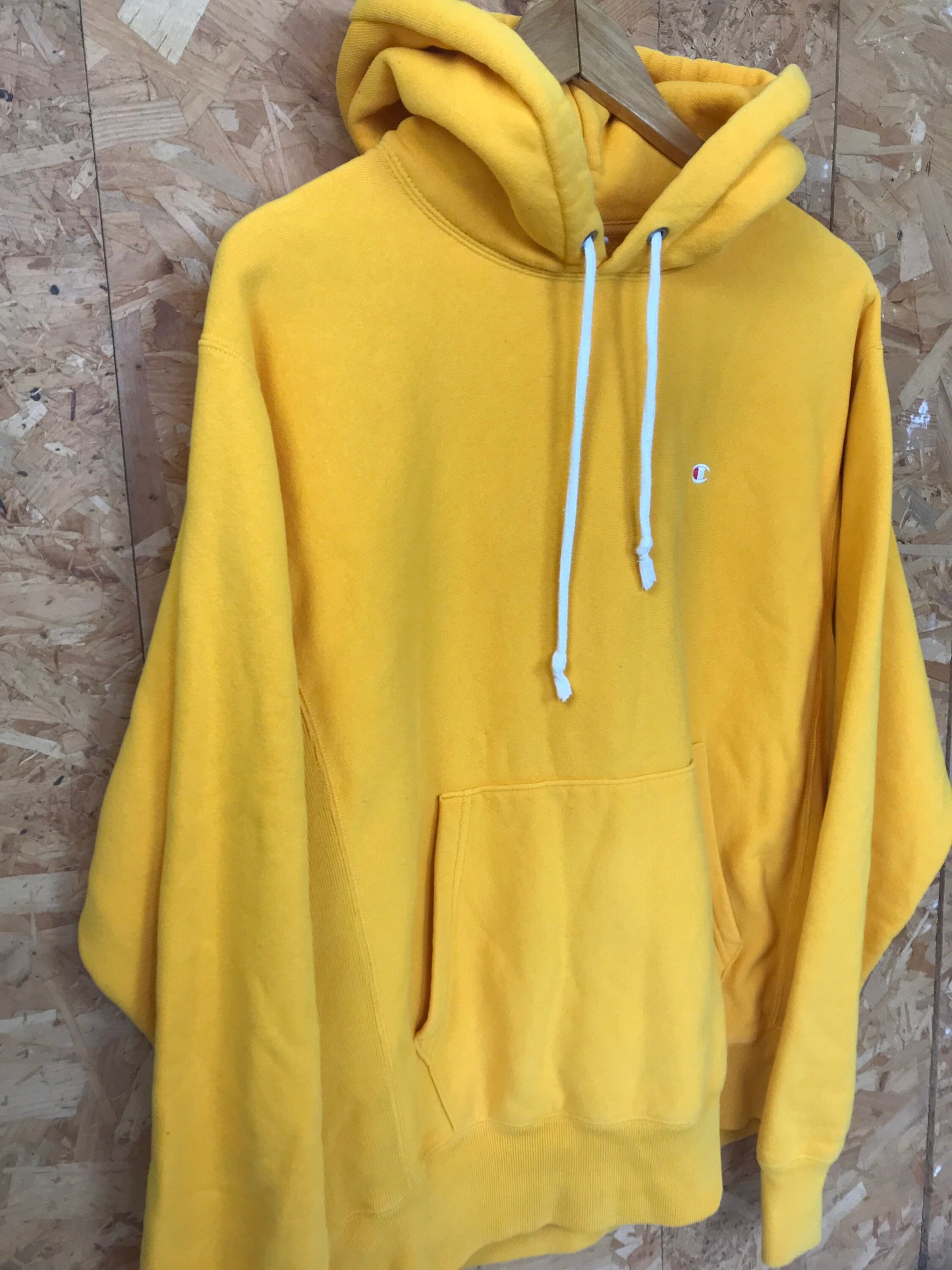 Vintage early 90s Champion USA heavy duty reverse weave yellow hoodie size medium