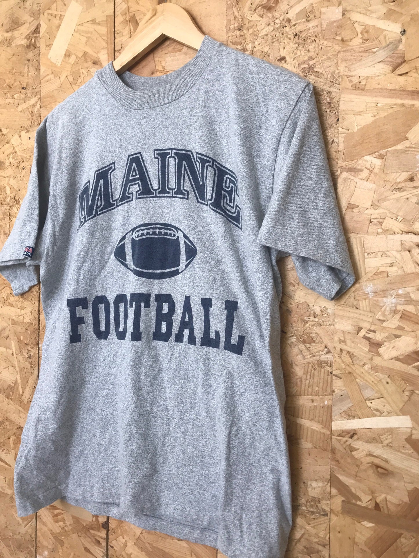 Vintage 90s USA college Maine Football souvenir grey t-shirt by the cotton exchange size medium