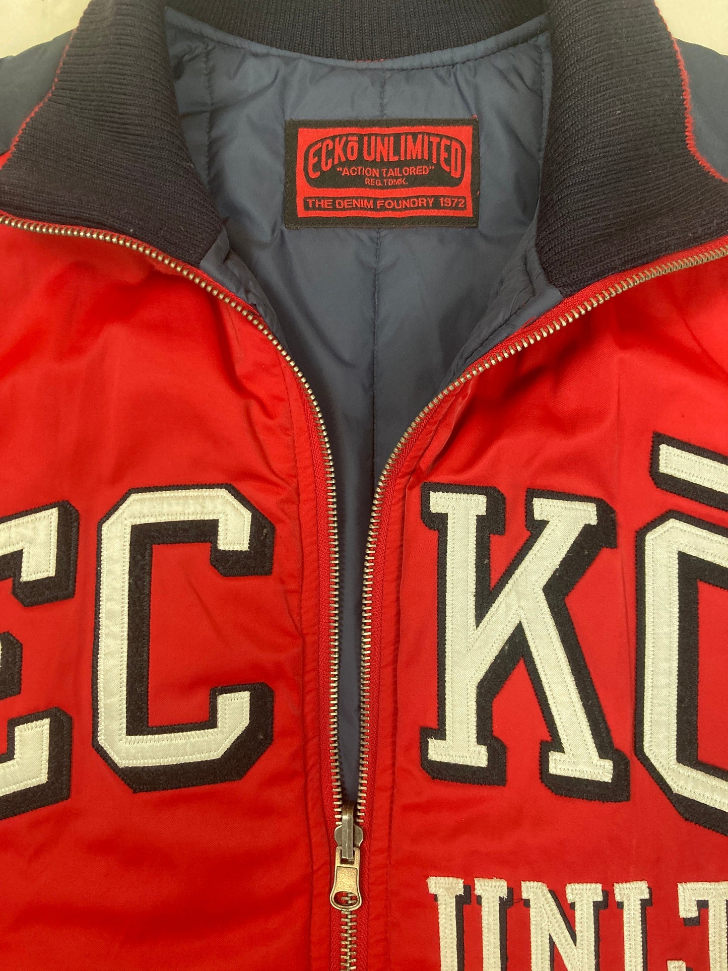 Vintage Ecko Unltd red black spell out heavy duty bomber style zip jacket size XL