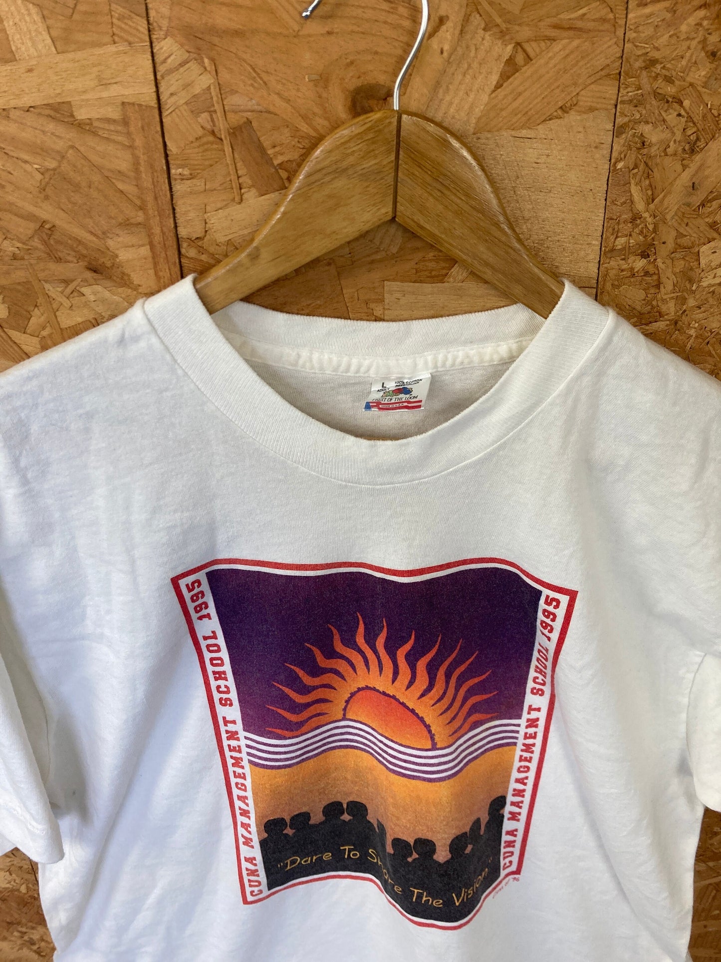 Vintage 90s Cuna Management School class of 96’ USA souvenir white single stitch t shirt size large