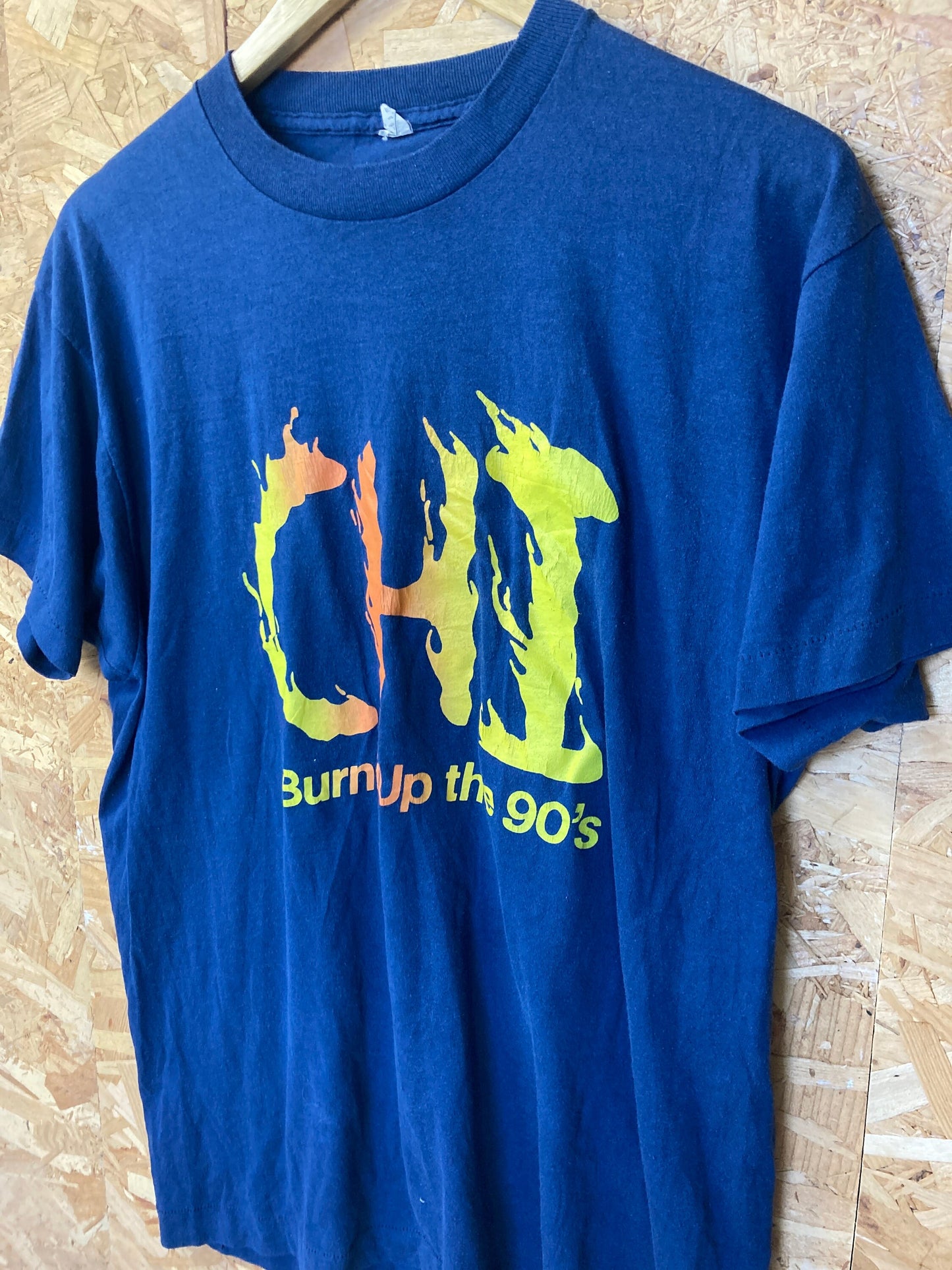 Vintage 90s CHI burning up the 90’s souvenir navy blue t-shirt size XL by screen stars