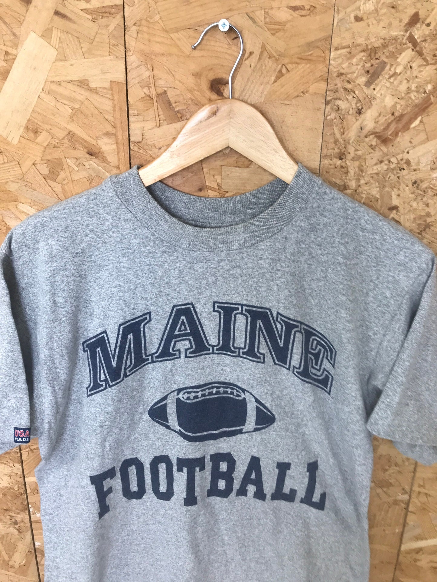 Vintage 90s USA college Maine Football souvenir grey t-shirt by the cotton exchange size medium