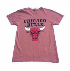 Vintage 90s Chicago Bulls USA peach t shirt size small by jerzees