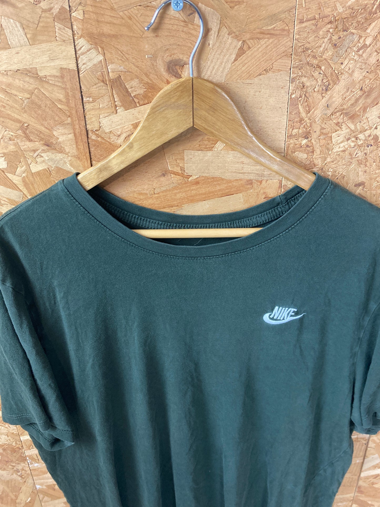 Vintage Y2K Nike olive green muted minimal t-shirt size large