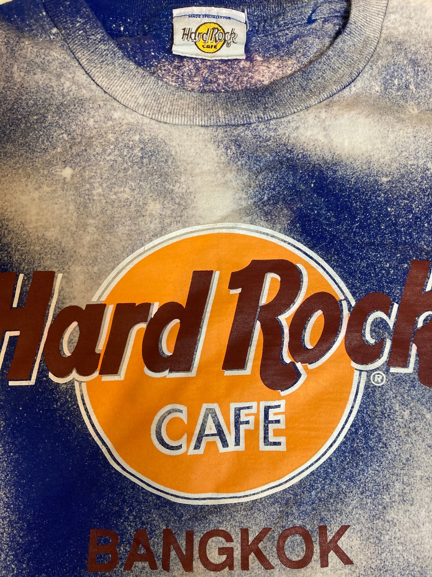 Vintage 90s Hard Rock Cafe Bangkok blue acid wash tie-dye t-shirt size small