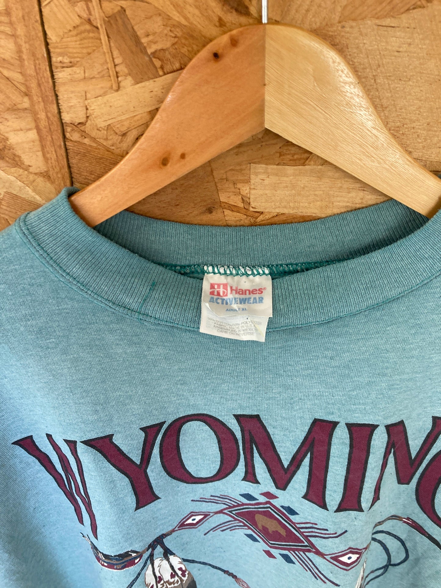 Vintage 90s light turquoise blue Wyoming USA souvenir crew neck sweater size XL