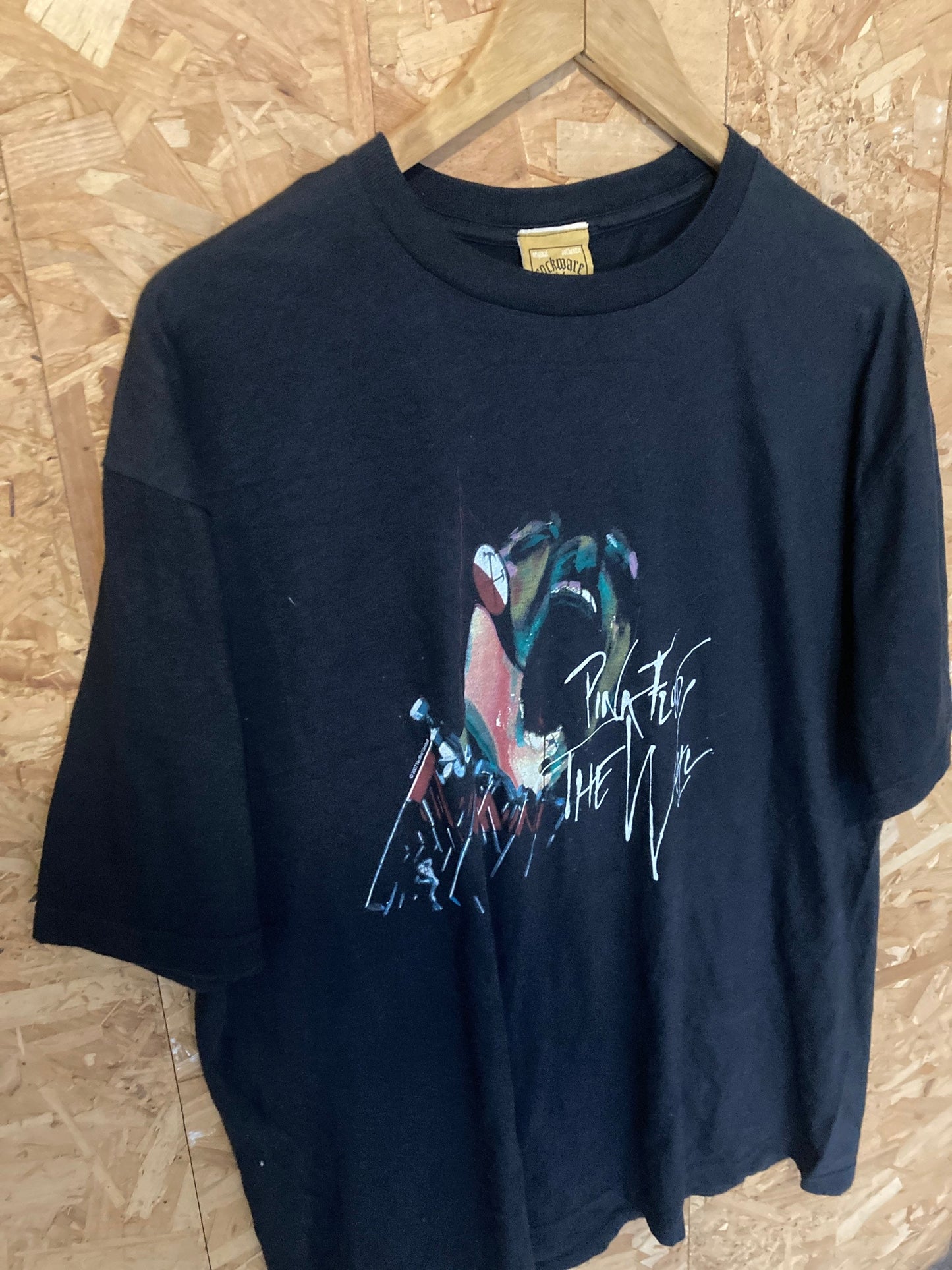 Vintage 00s Pink Floyd The Wall band t shirt size XL