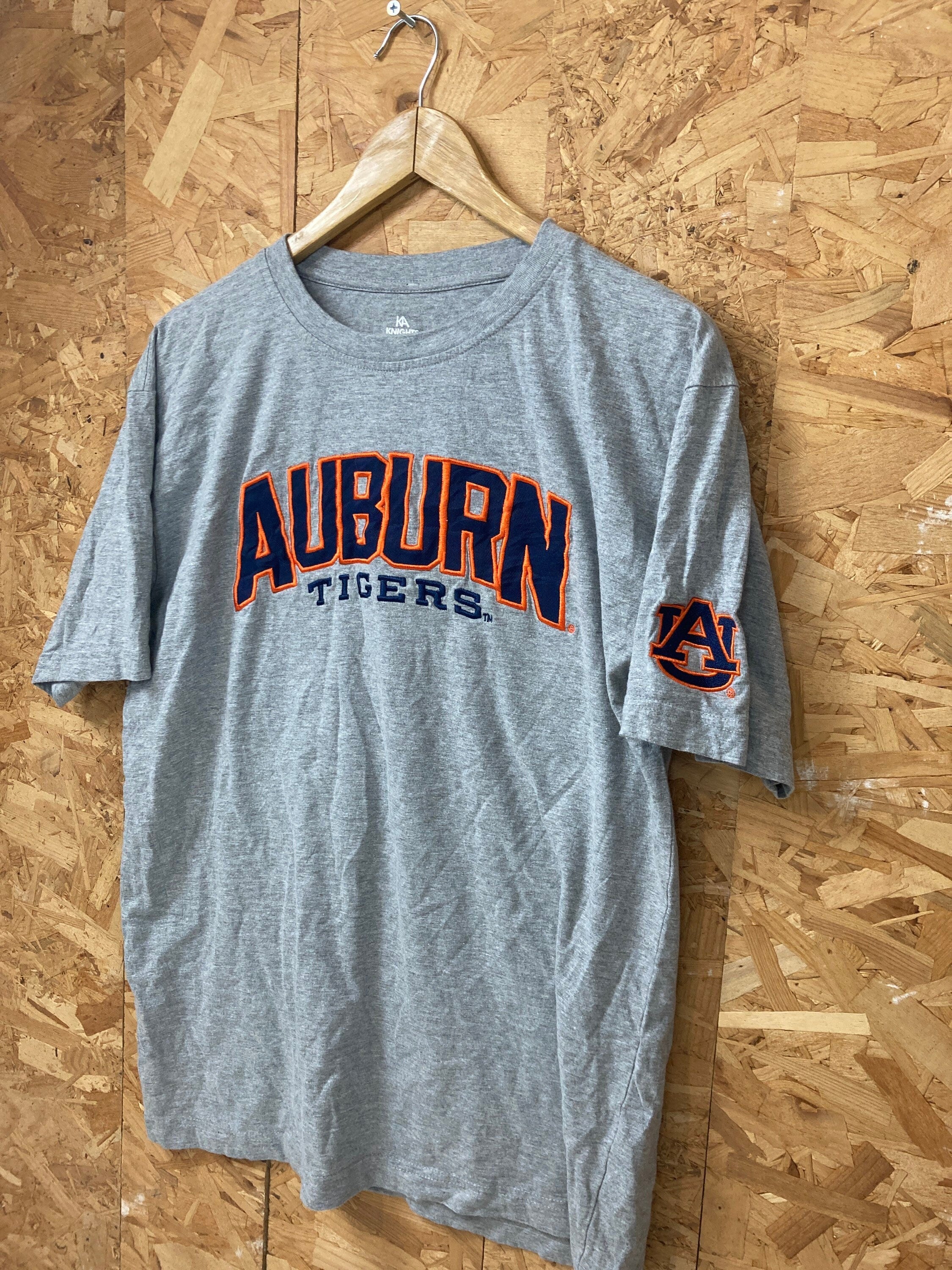 Vintage Y2K Auburn Tigers USA embroidered spell out grey t shirt size large