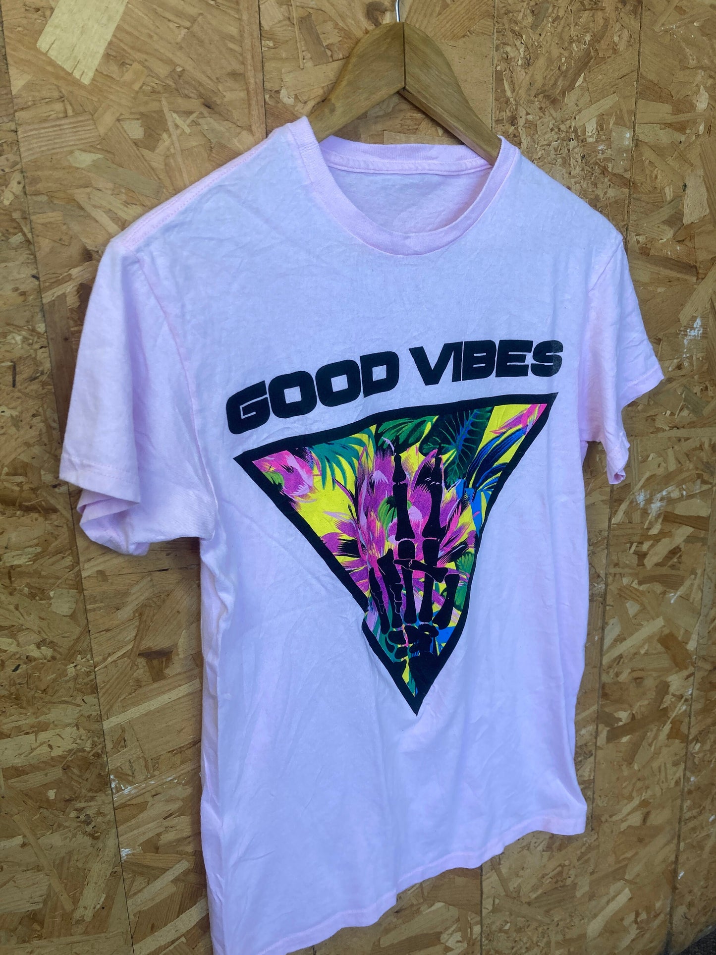 Vintage 90s light pastel pink Good Vibes skeleton hand  t-shirt size medium