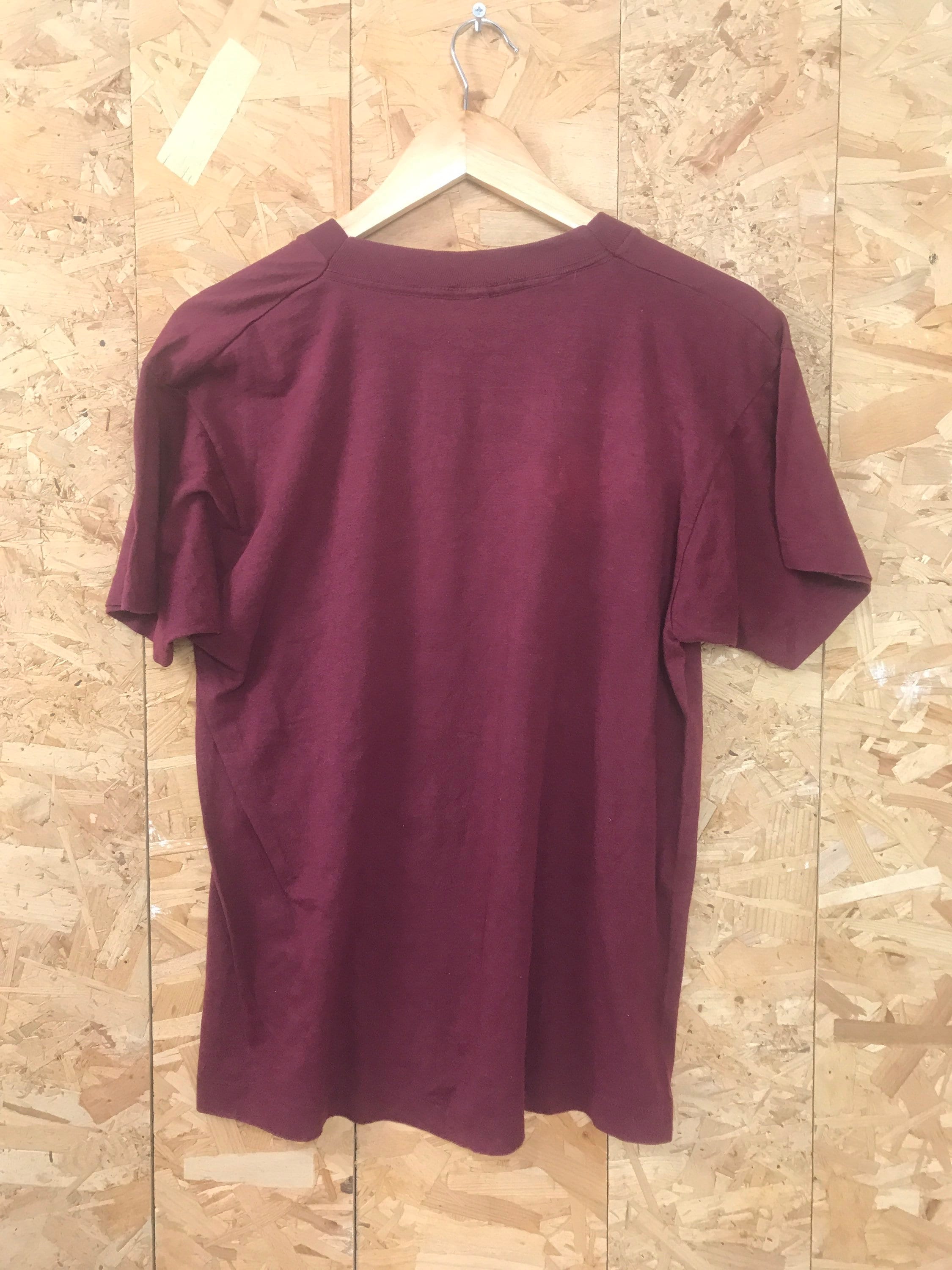 Vintage 90s Blackstone Tap Worcester MA roadside cafe maroon burgundy USA souvenir t-shirt size large