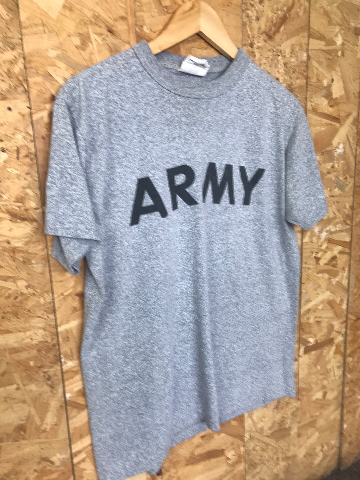 Vintage 80s USA army issue physical training heather grey t-shirt size medium AHG05