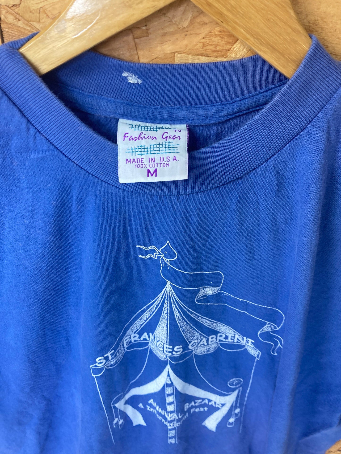 Vintage 90s St Frances Cabrini Annual Bazaar purple quirky USA souvenir t-shirt size medium