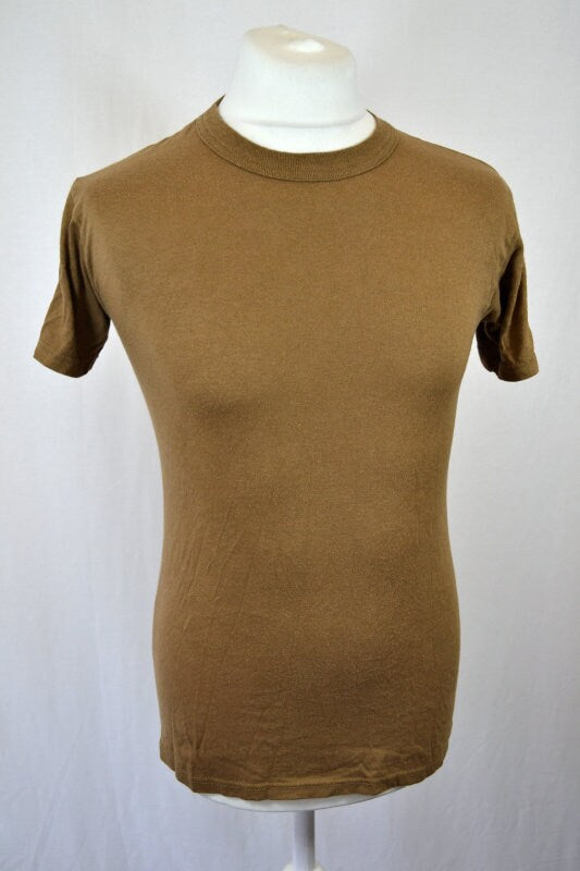 Vintage 90s plain muted brown nerdy t-shirt size small