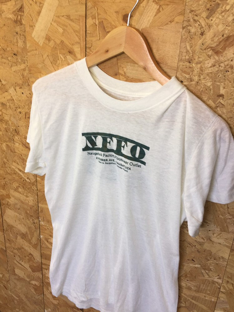 Vintage 90s NFFO Specs Naugatuck USA farming Souvenir white t-shirt size small